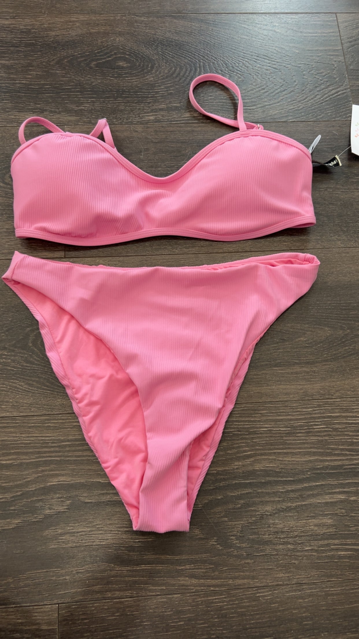 NWT for $120 Dippin Daisys XL