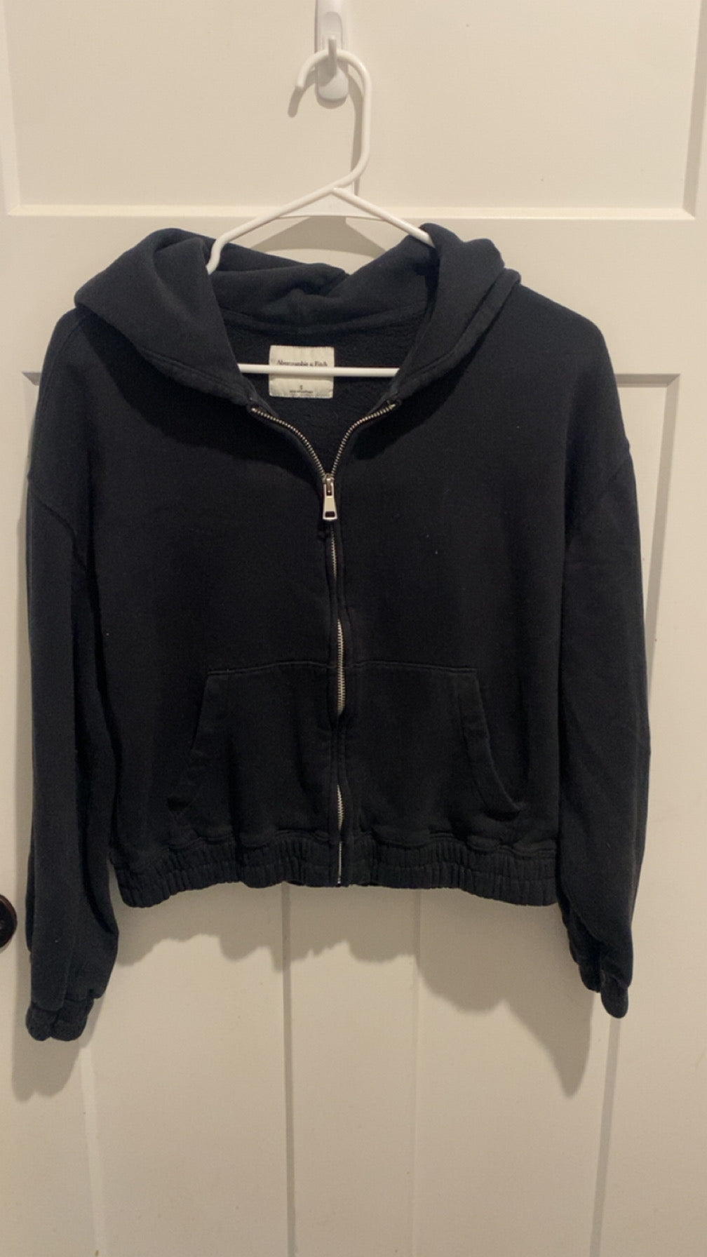 Abercrombie & Fitch small