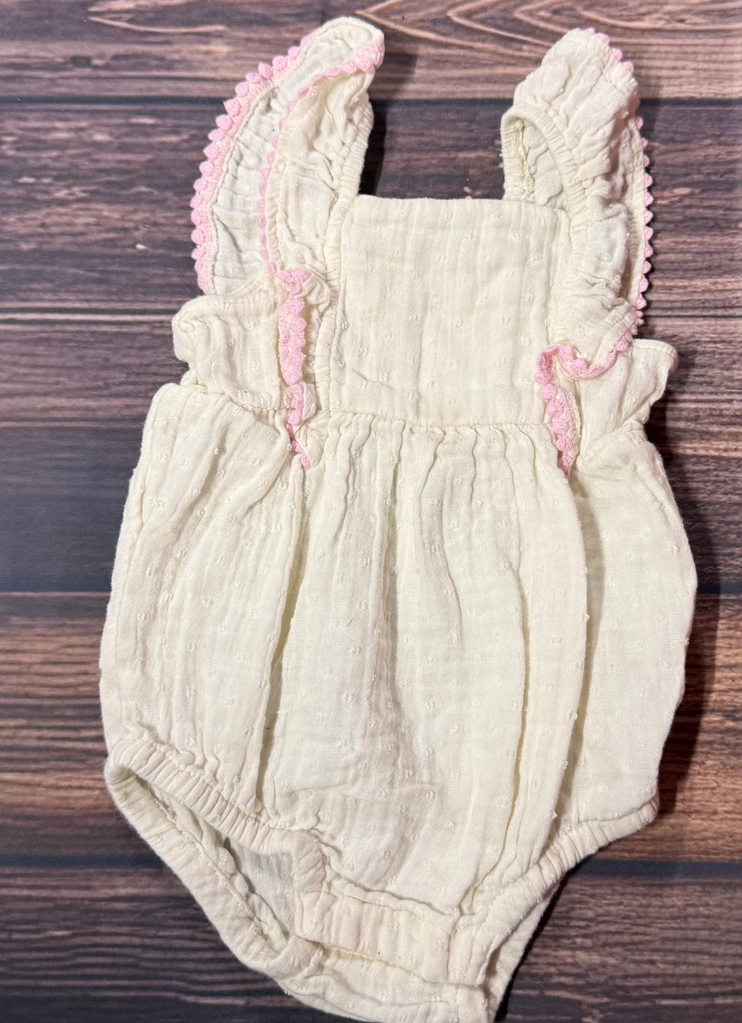 Old Navy 6-12m
