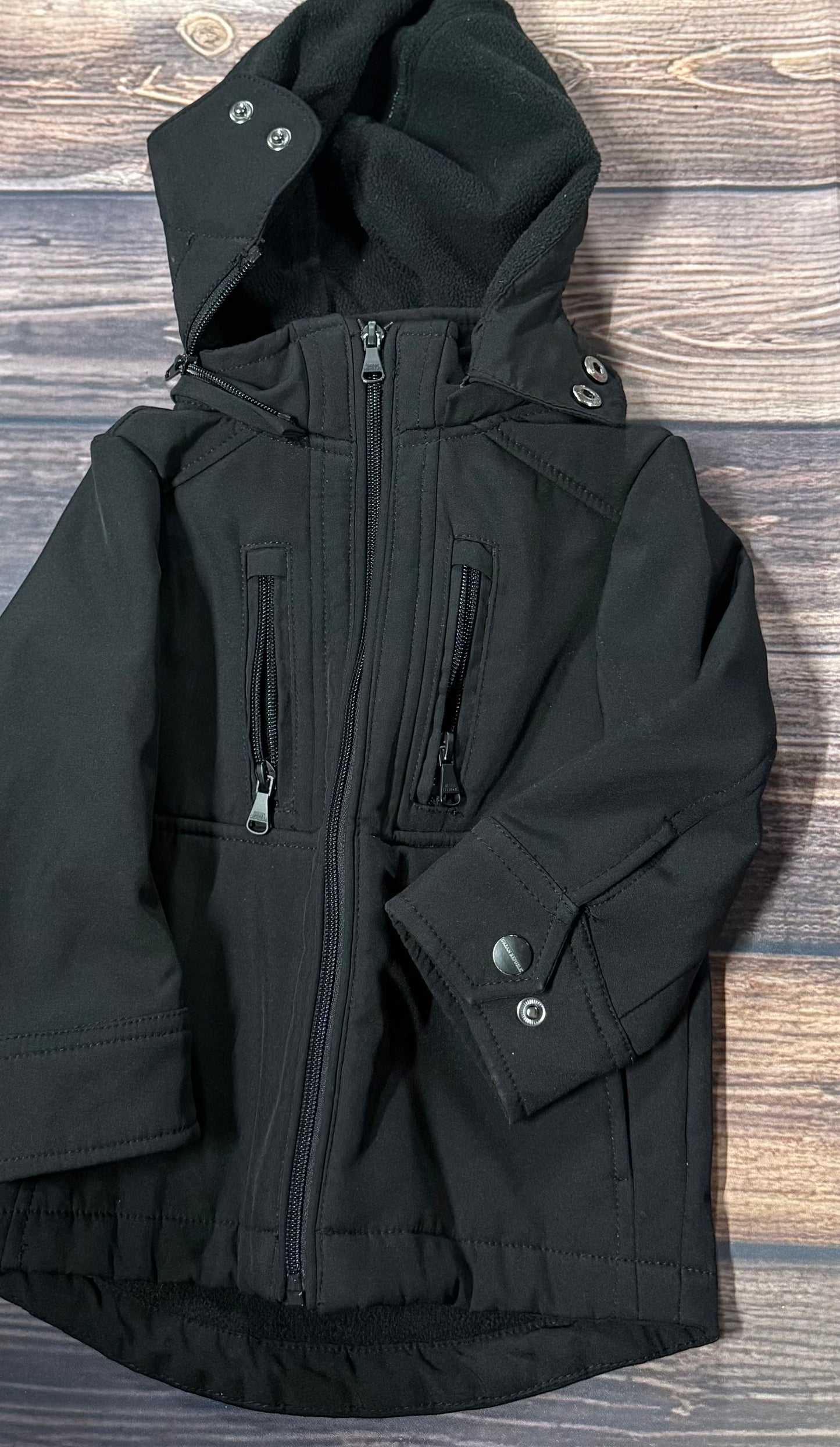 Urban Republic 2T