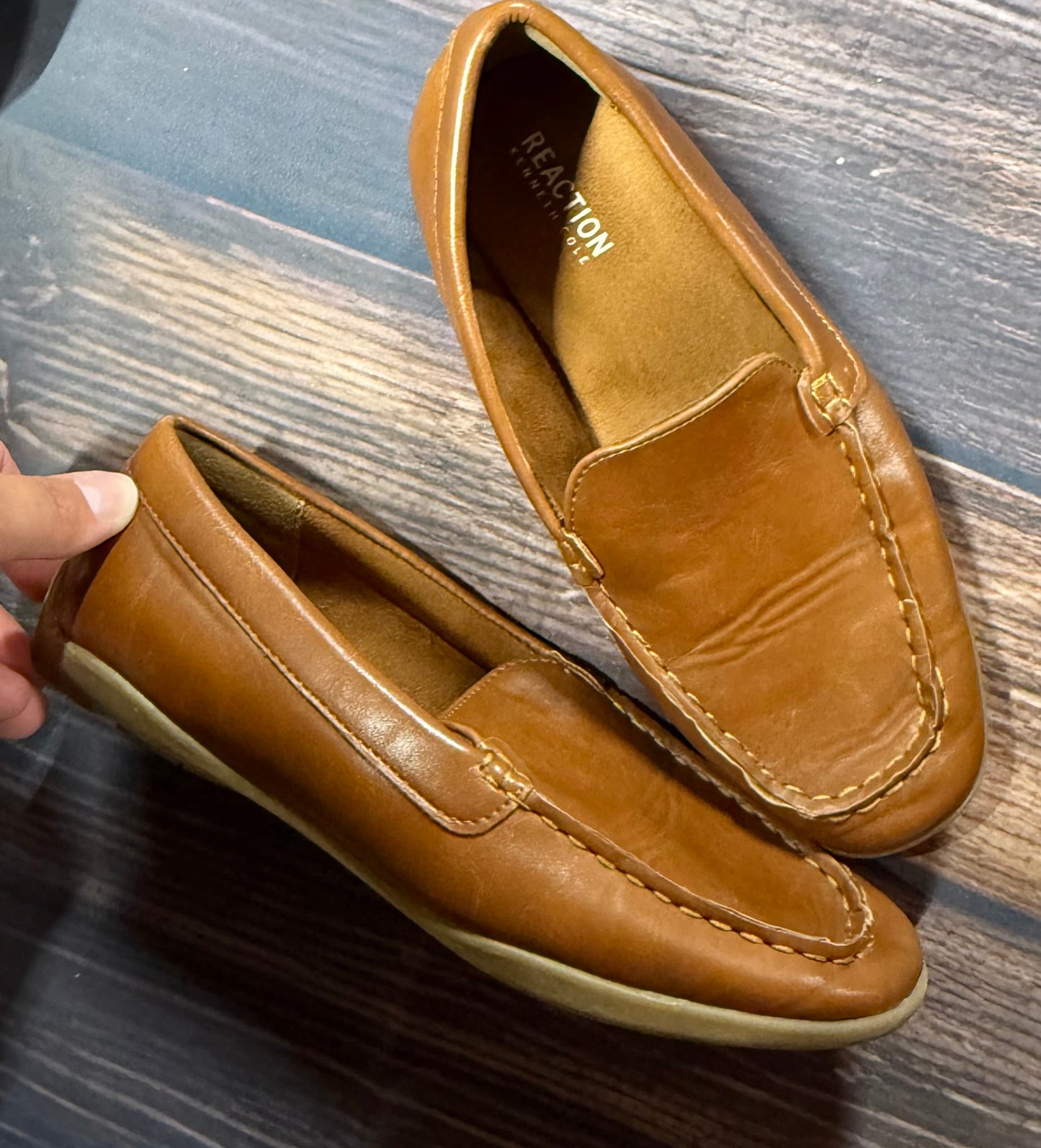 Kenneth Cole size 3