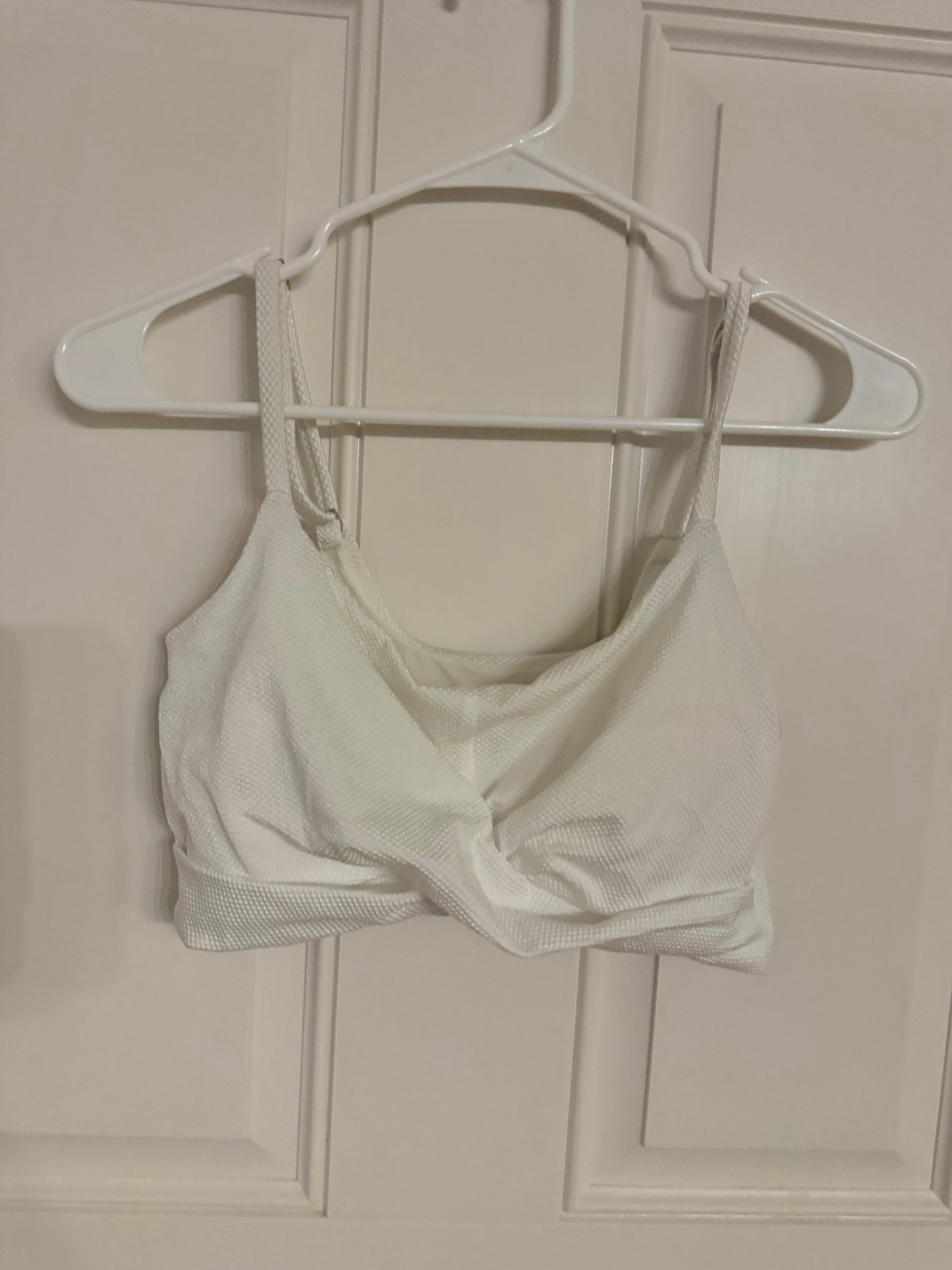 Aerie medium