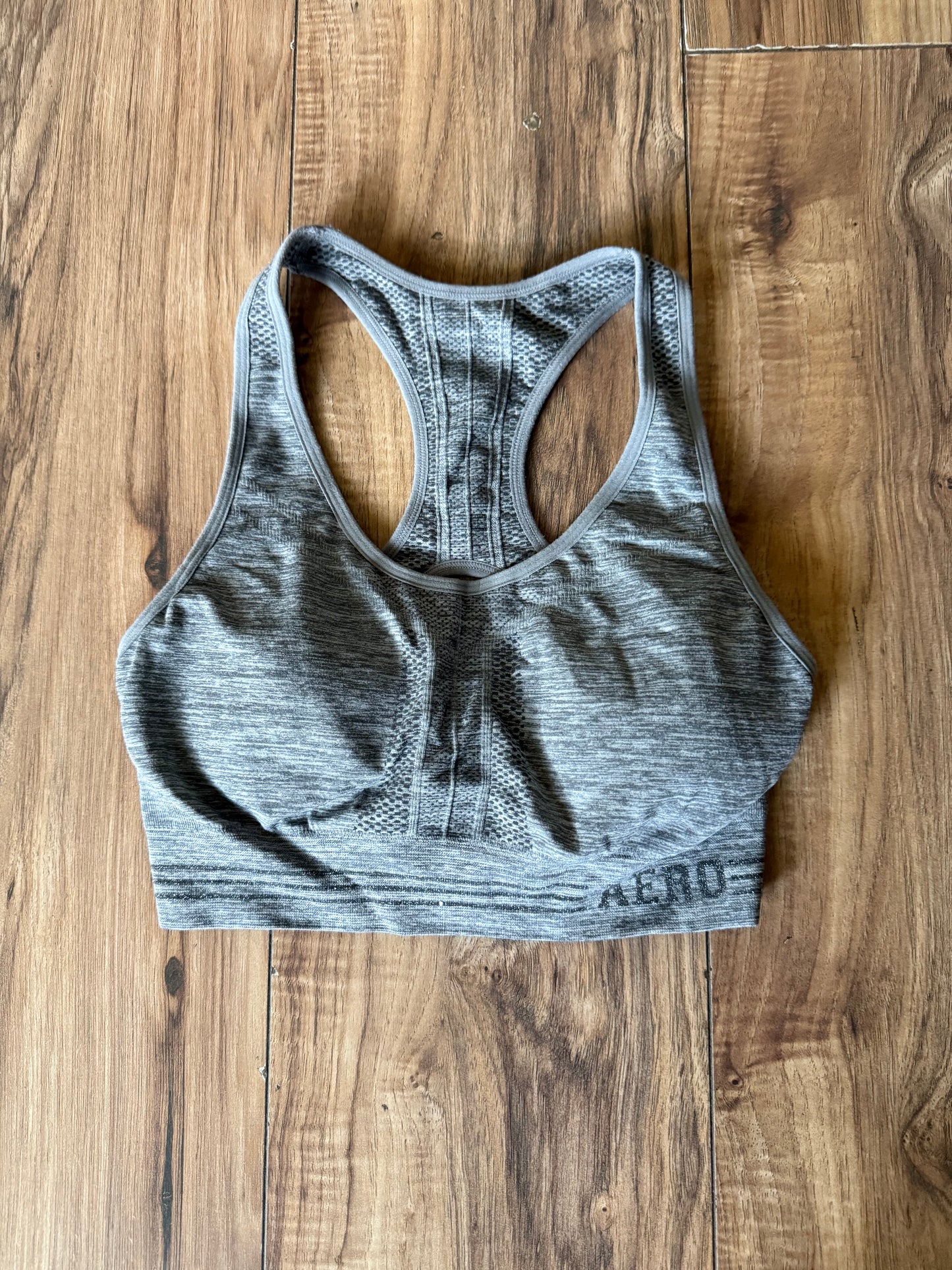 Aeropostale medium