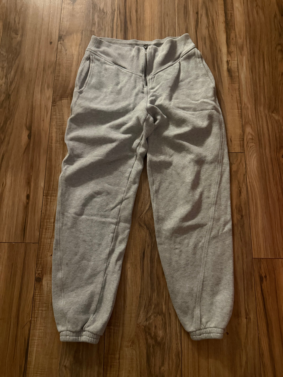 Aerie small