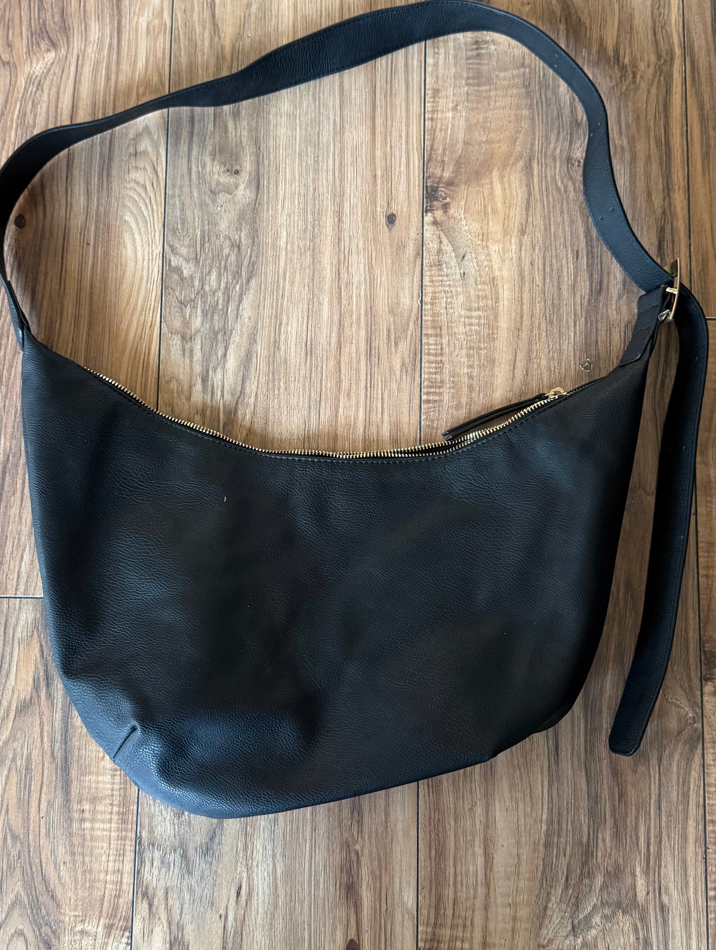 Universal Thread slouchy bag