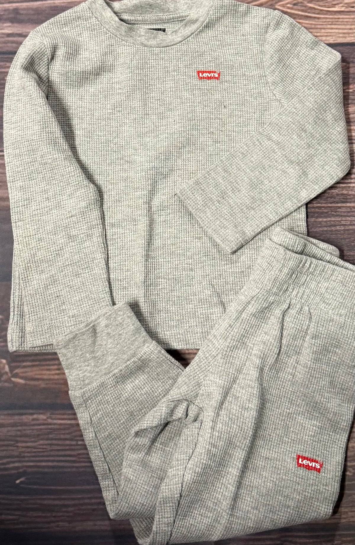 Levi’s 2T..slight staining
