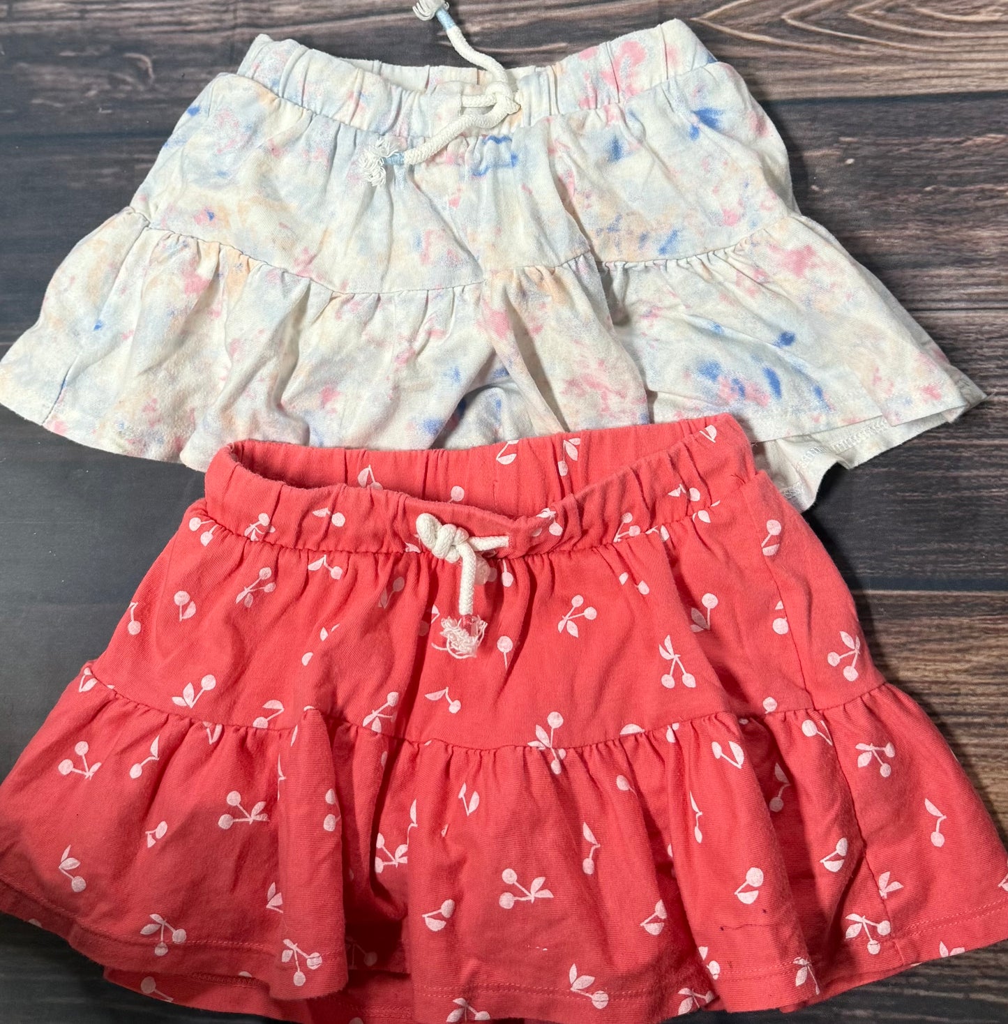 Cat & Jack 4/5..shorts under