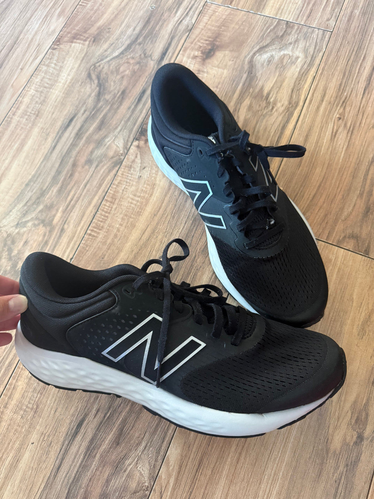 New Balance 12
