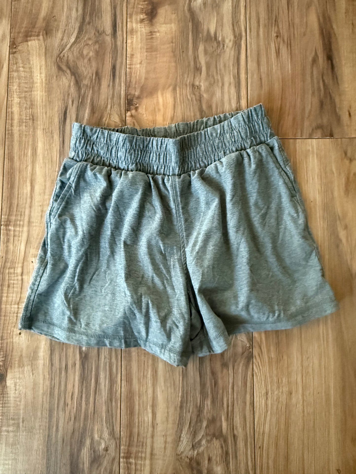 XS