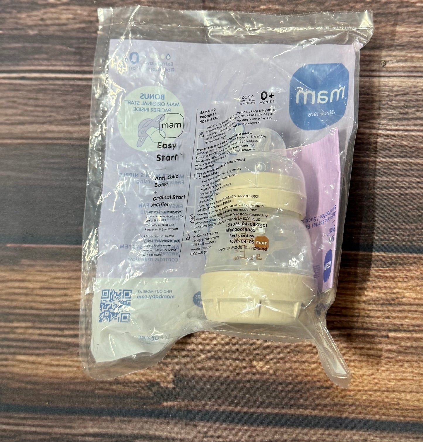NEW mam anti colic bottle 0+m