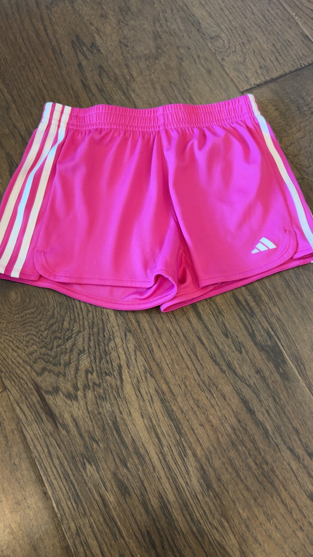 Adidas youth XL