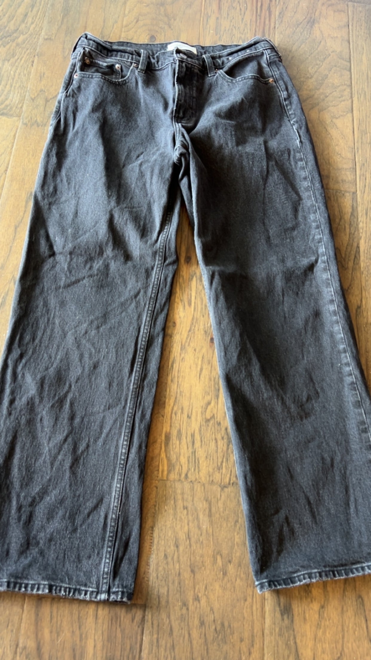 Abercrombie & Fitch the baggy low rise size 8R/29
