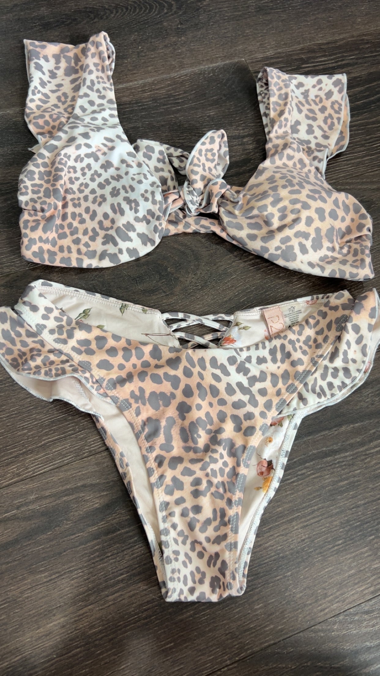 P2F medium top, small bottom