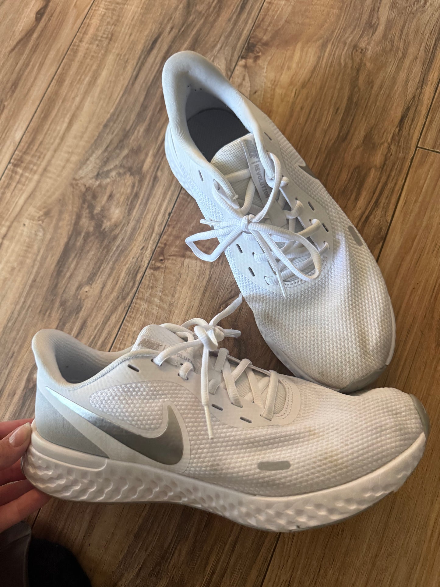 Nike 10