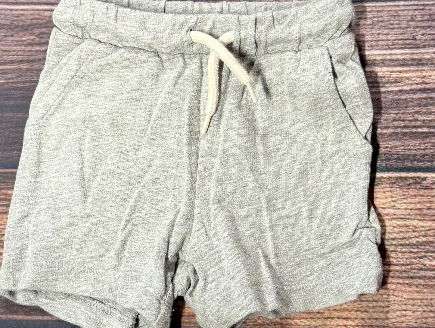 Old Navy 12-18m