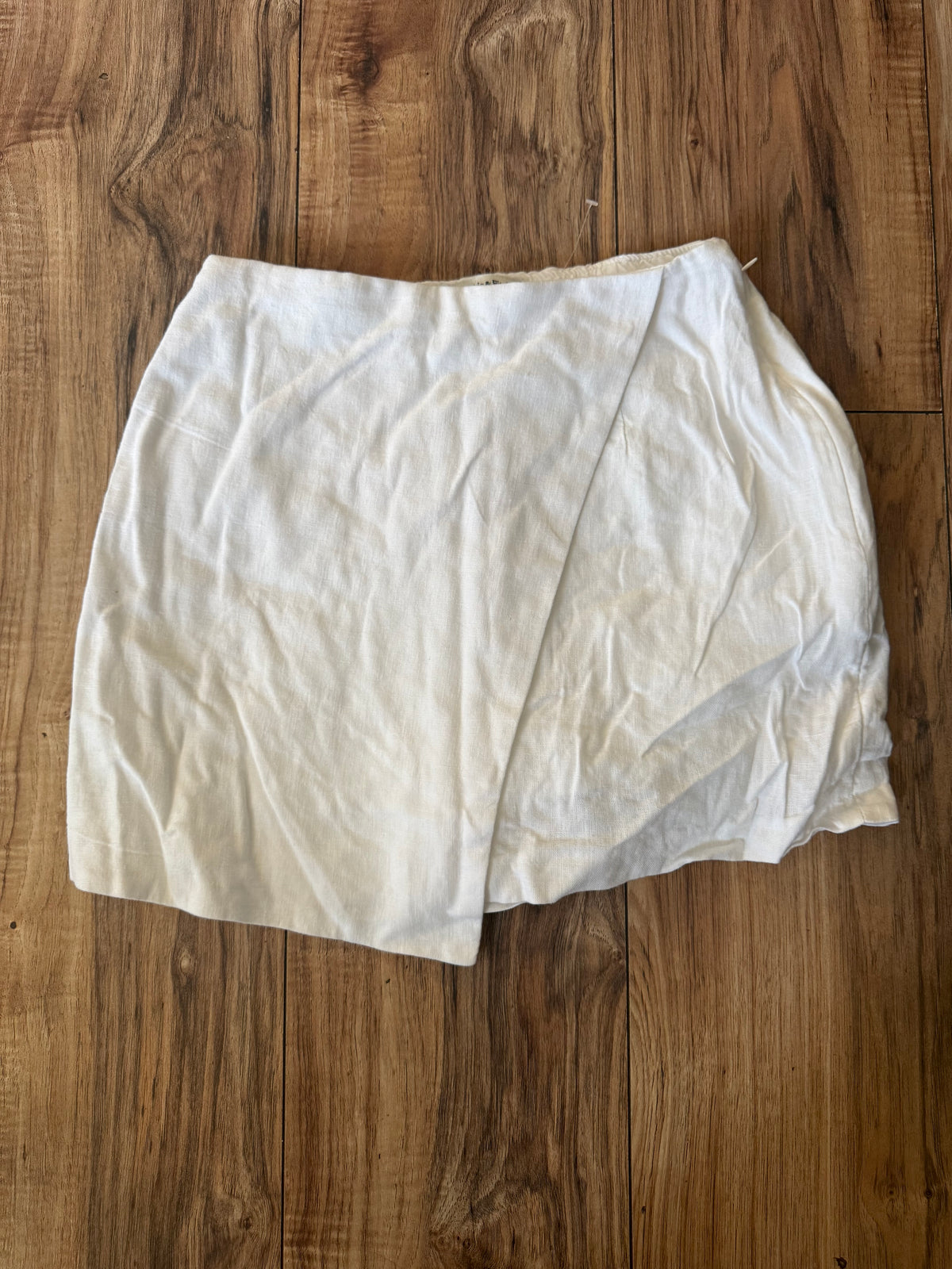Abercrombie & Fitch XS..has shorts built in