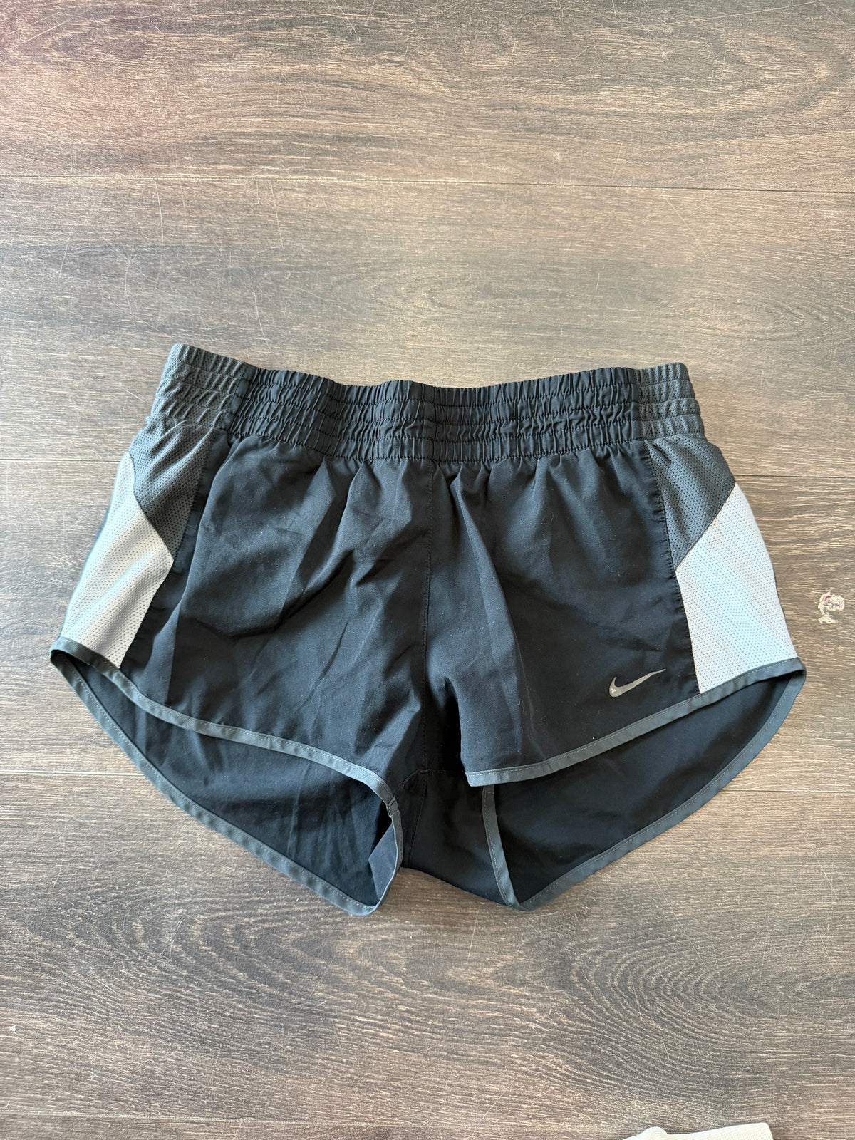 Nike size small