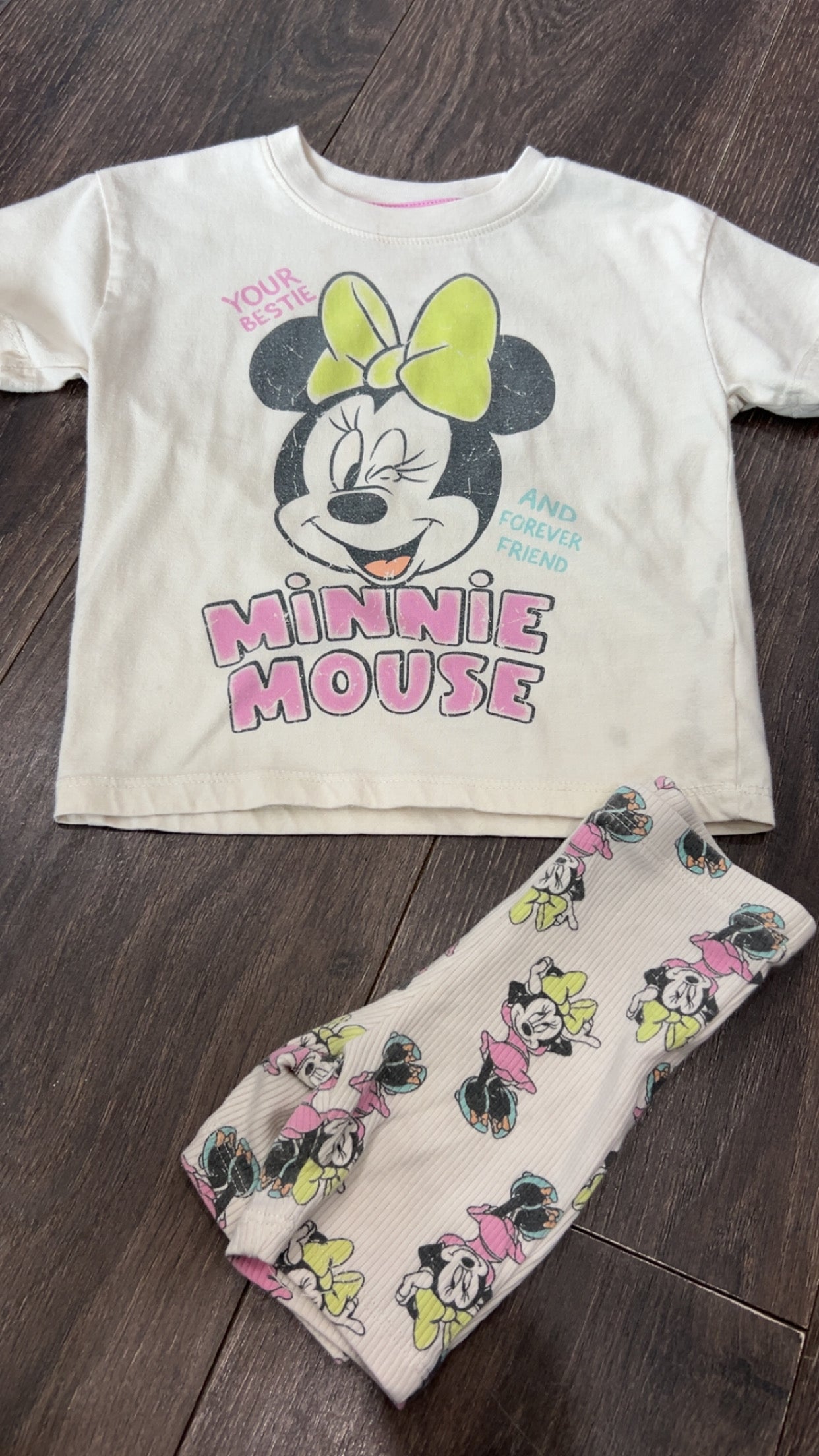 Disney 3T.. small spot as shown