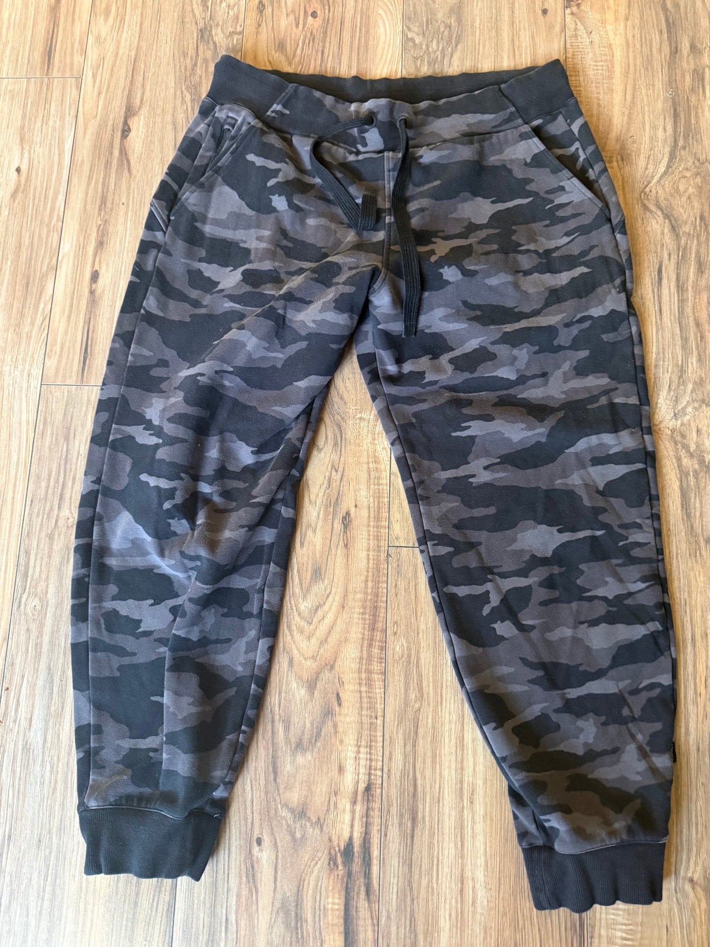 Athleta large