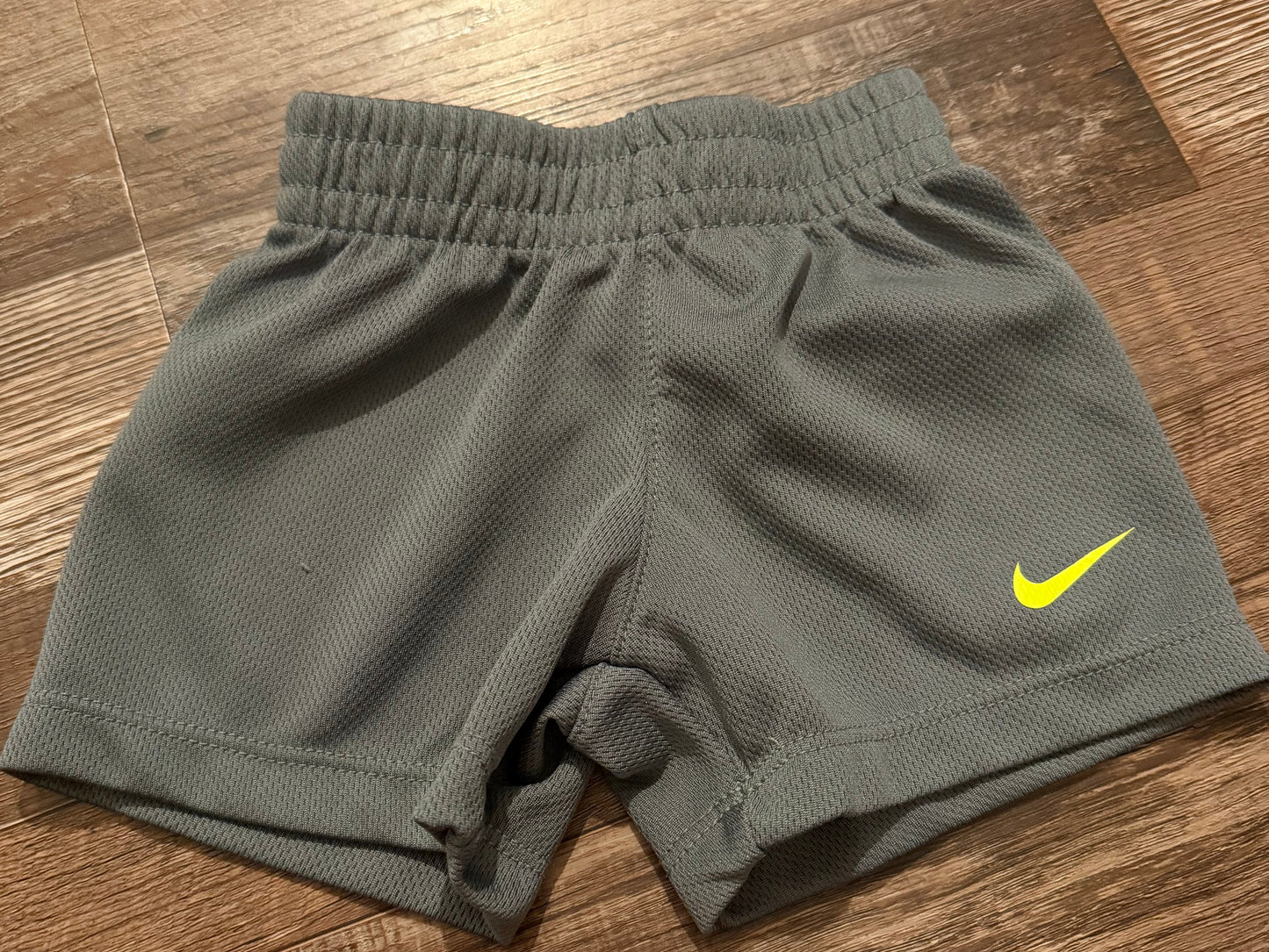 nike size 6m
