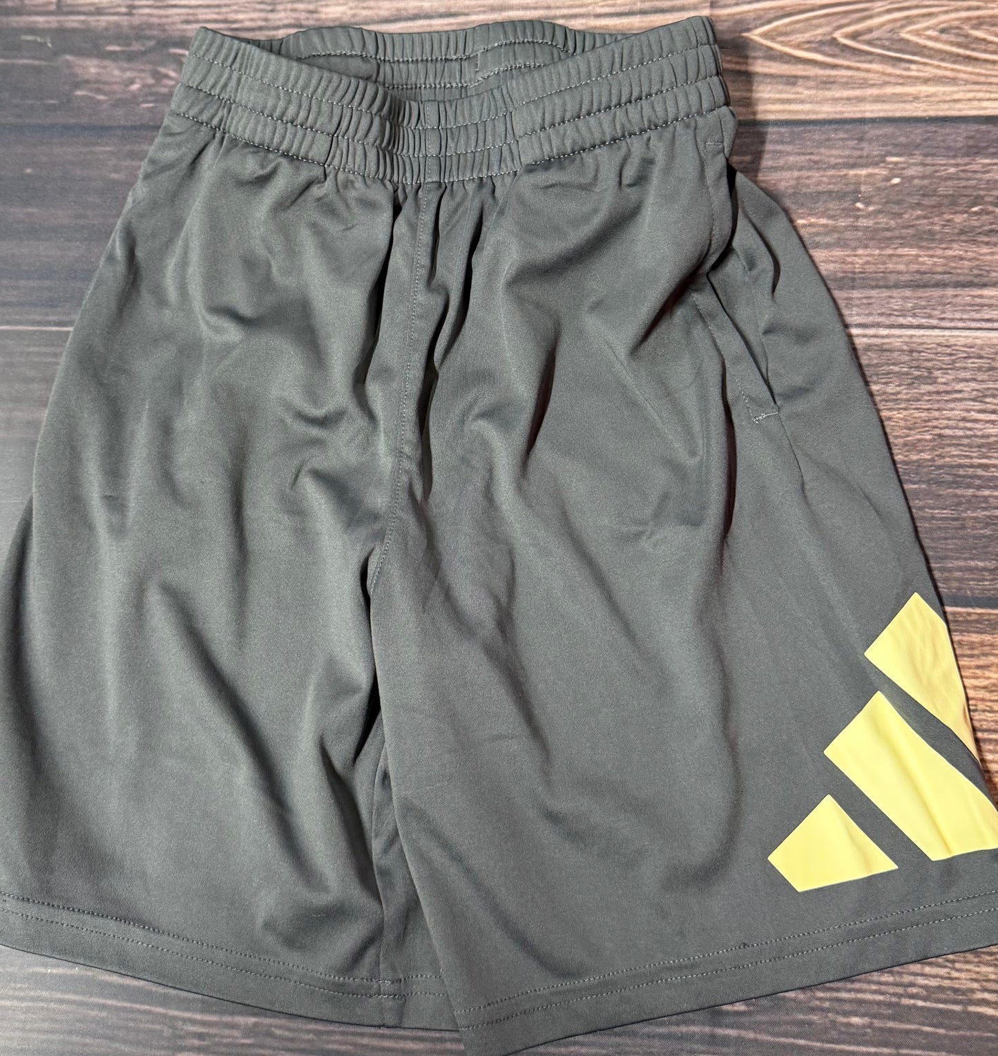 Adidas medium