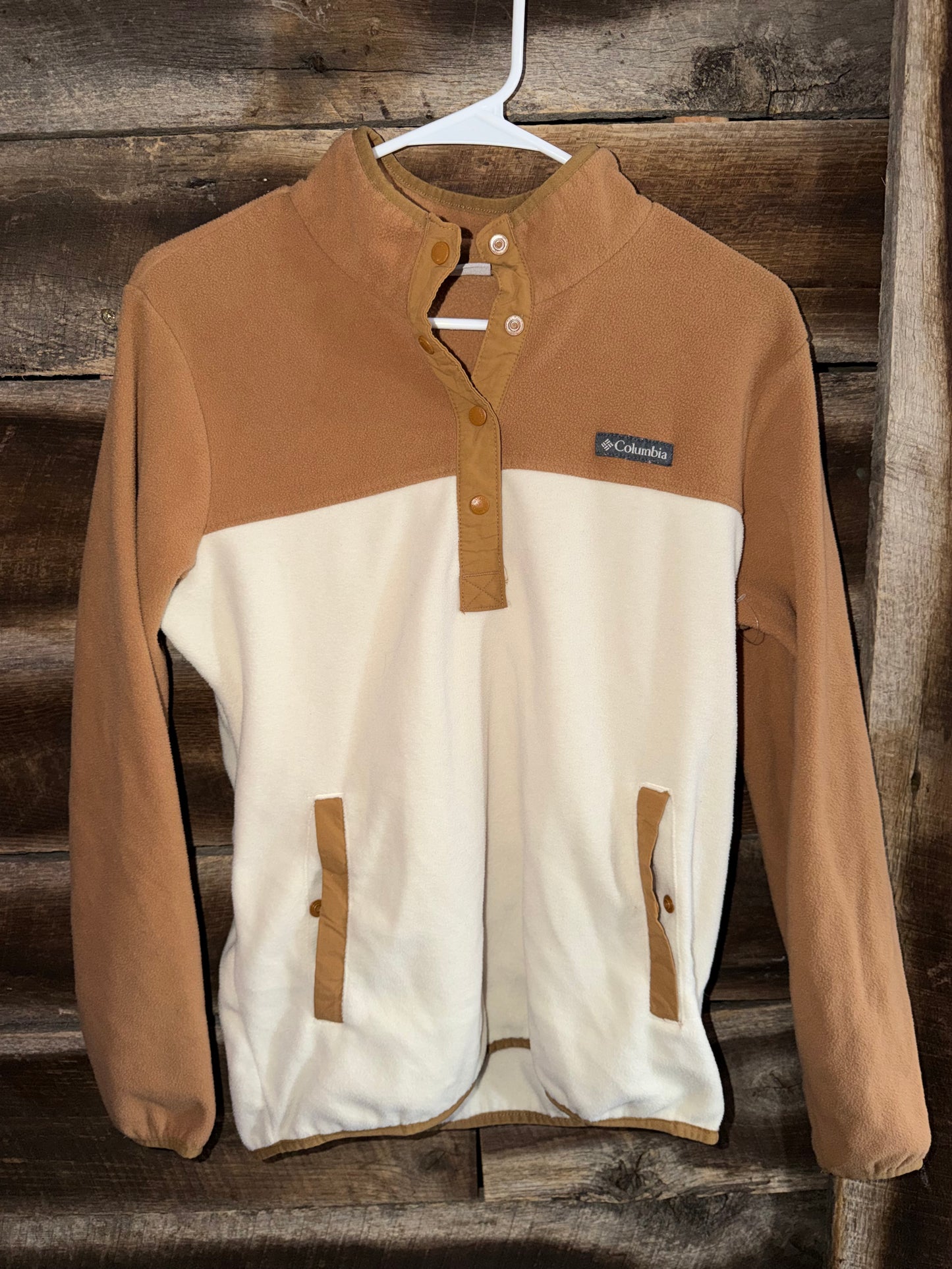 Columbia size M