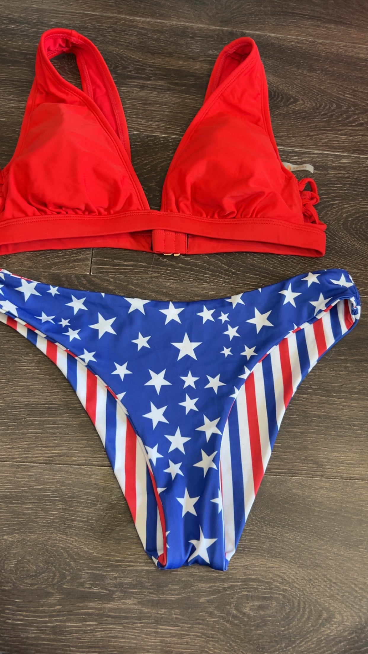 Large.. bottoms are reversible