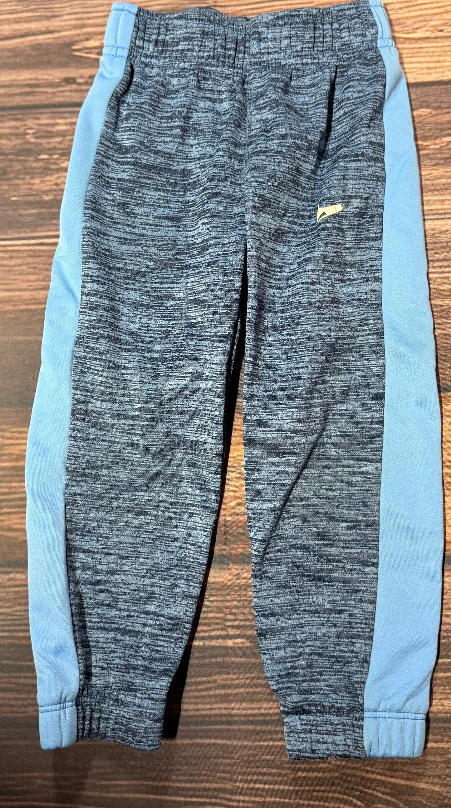 Nike 3T..logo is peeling