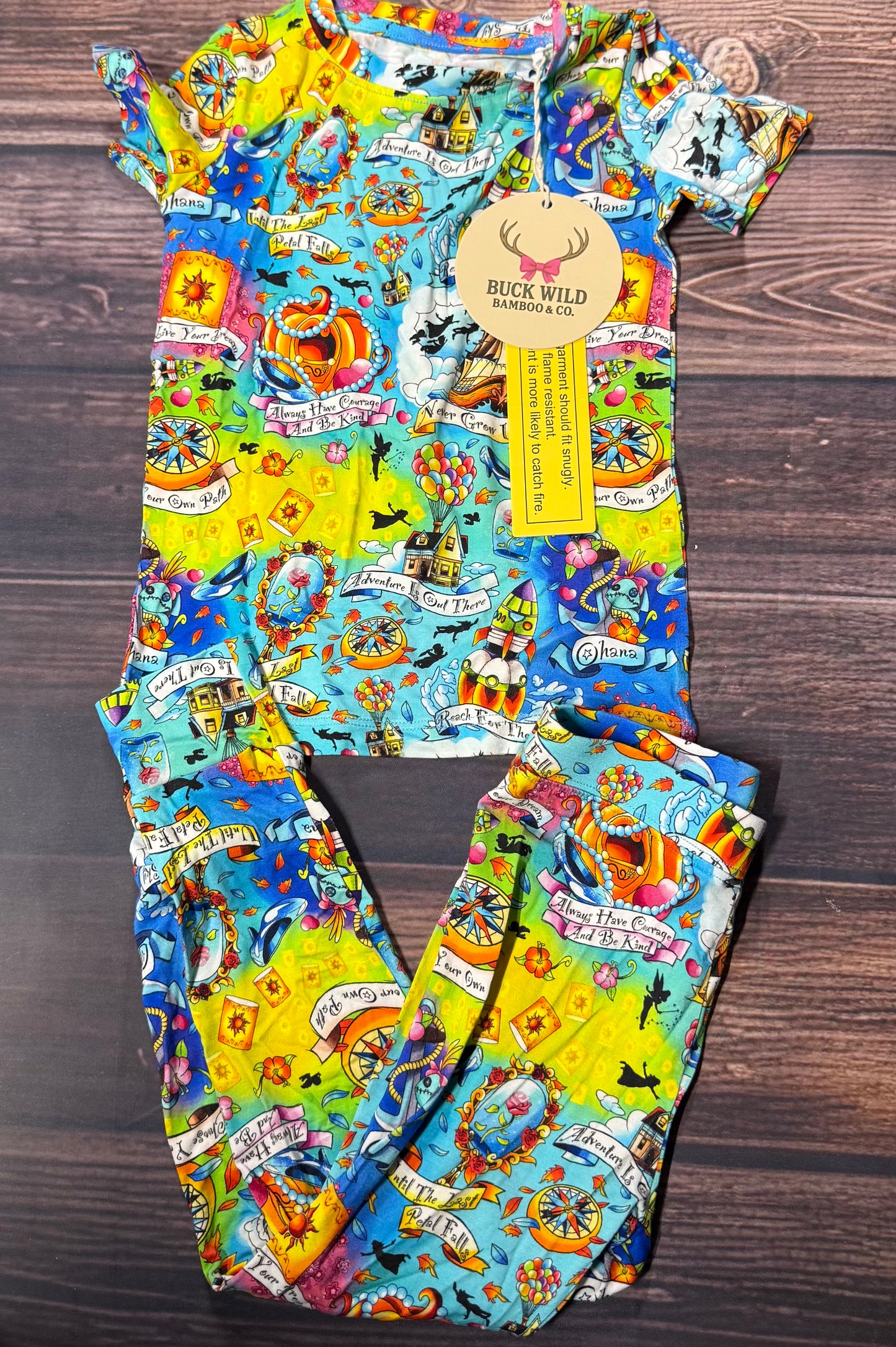 Nwt Buck wild bamboo & co 2T