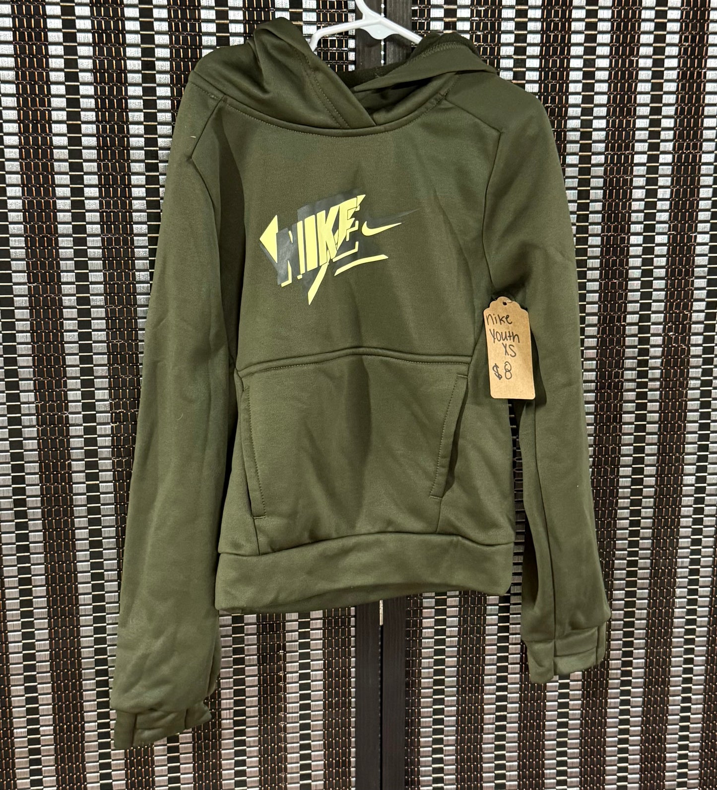 Nike youth XS