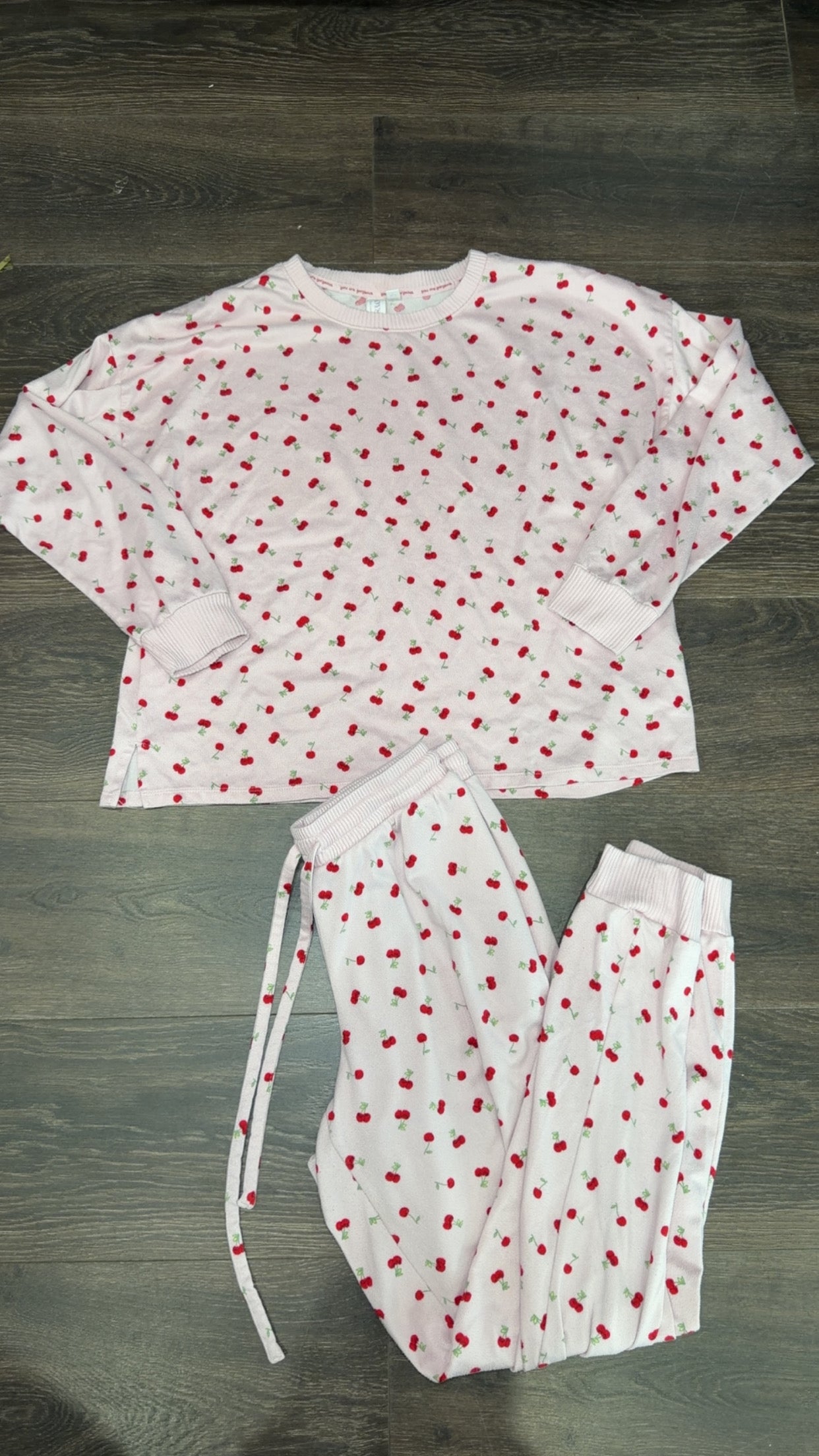 Joyspun size top..L bottoms..M