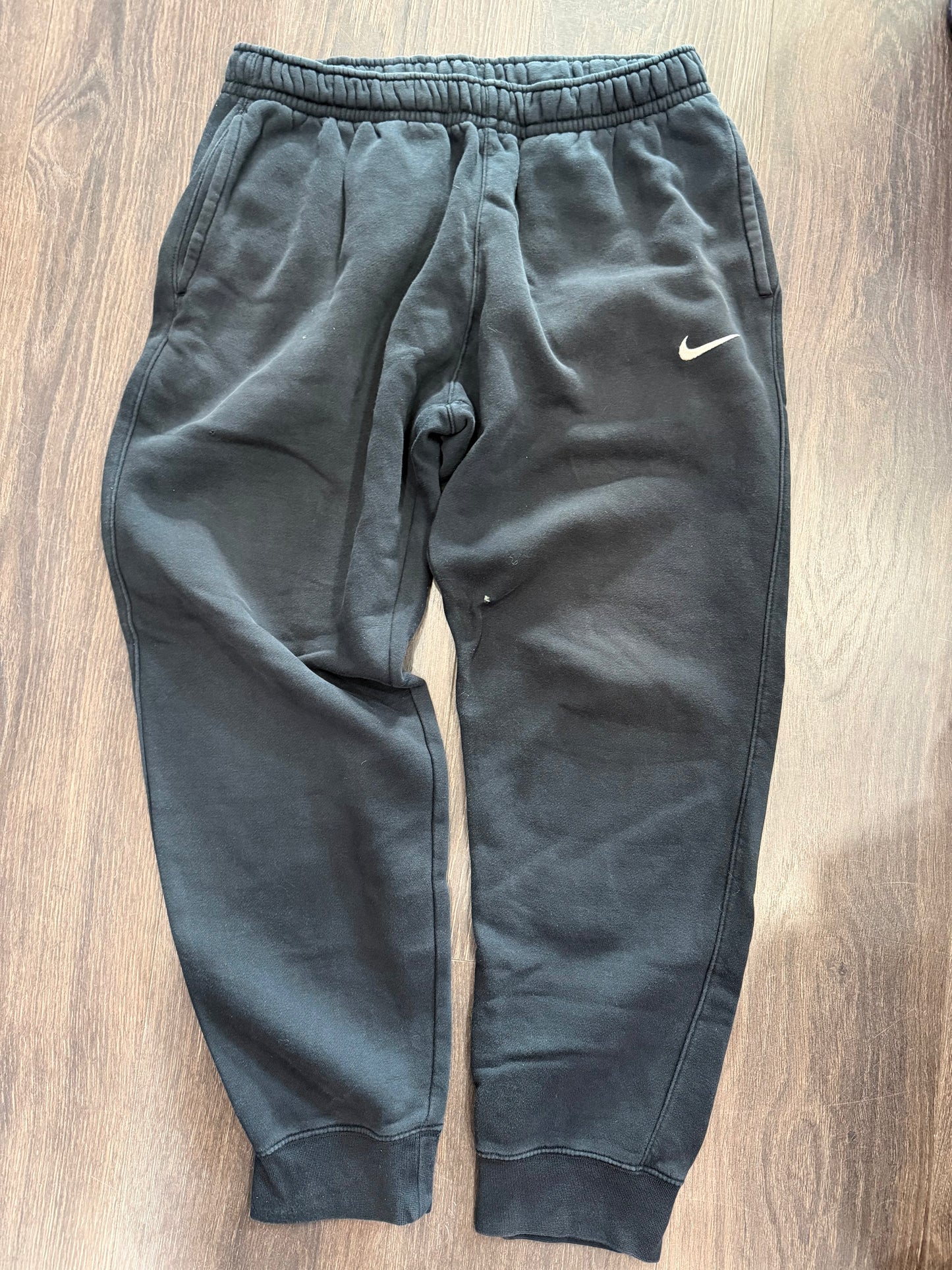 nike - medium