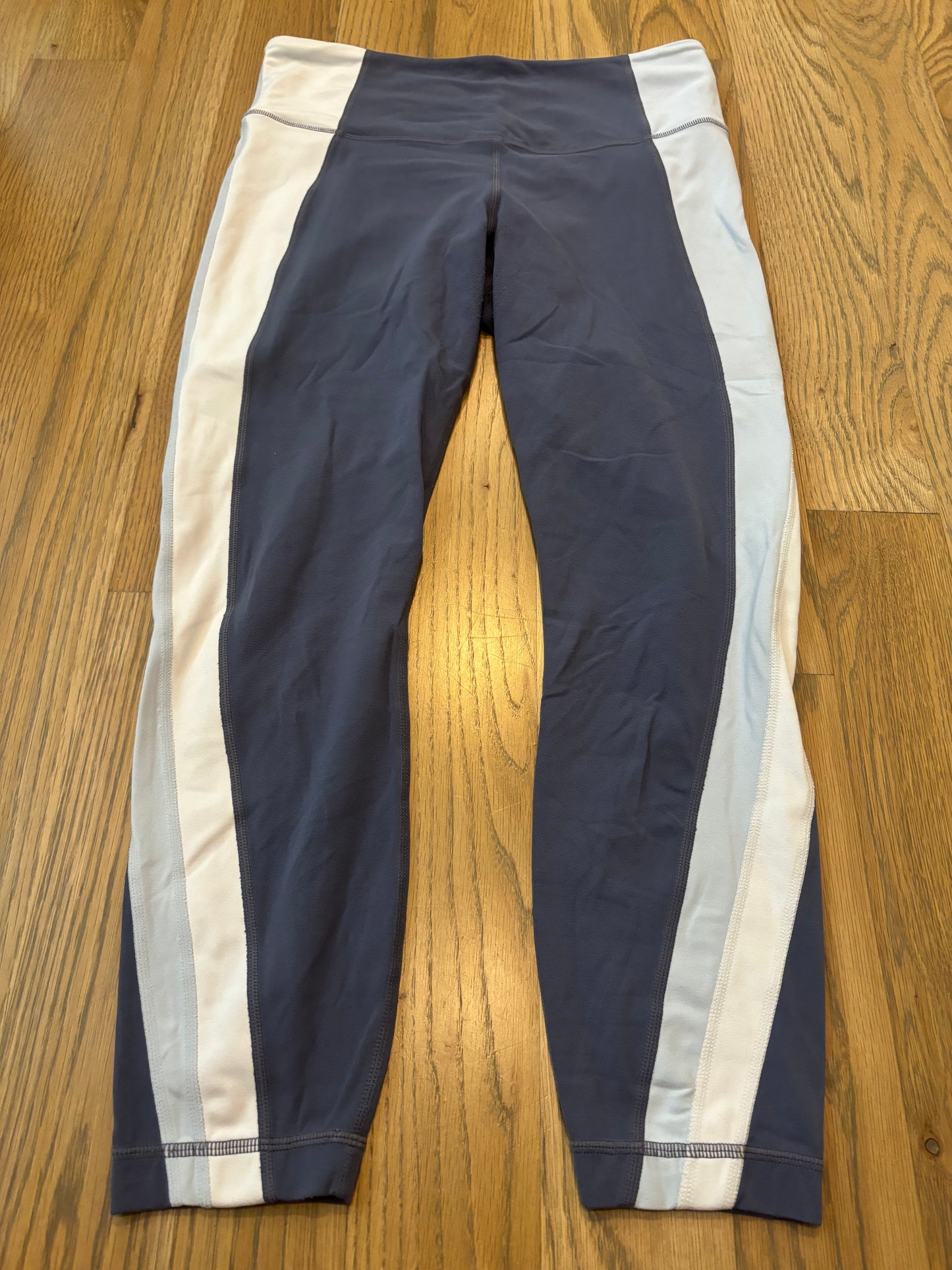 Athleta medium