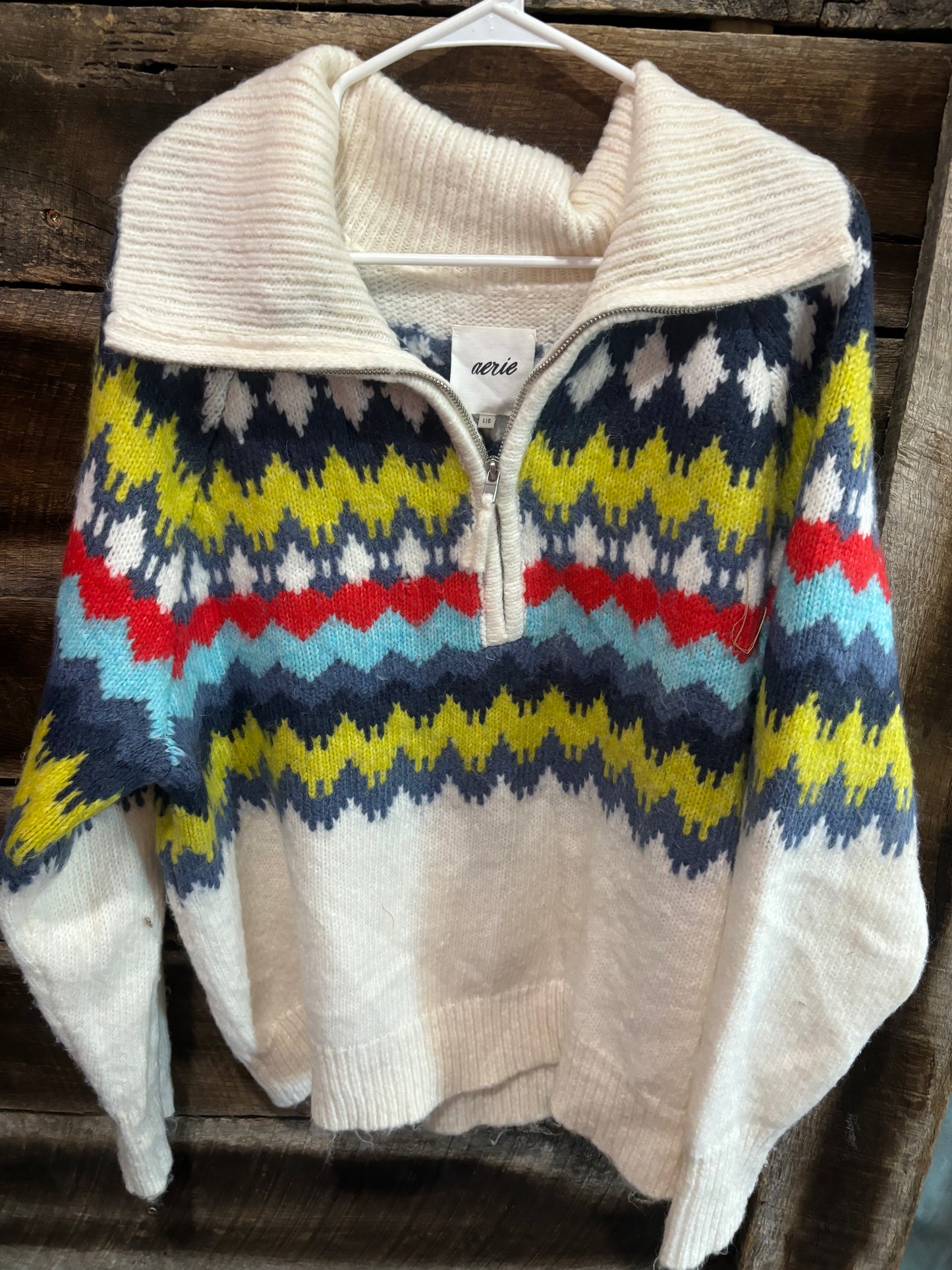 aerie large