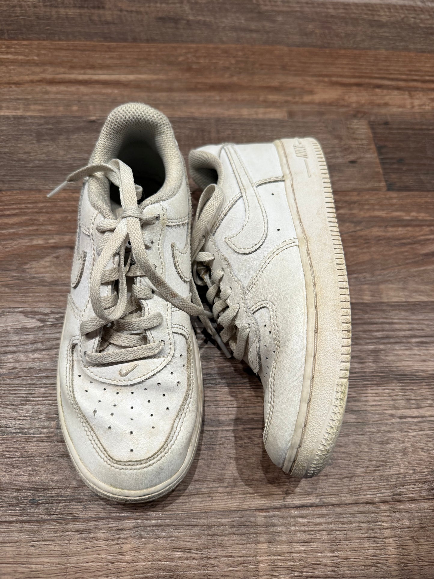 nike size 1.5y