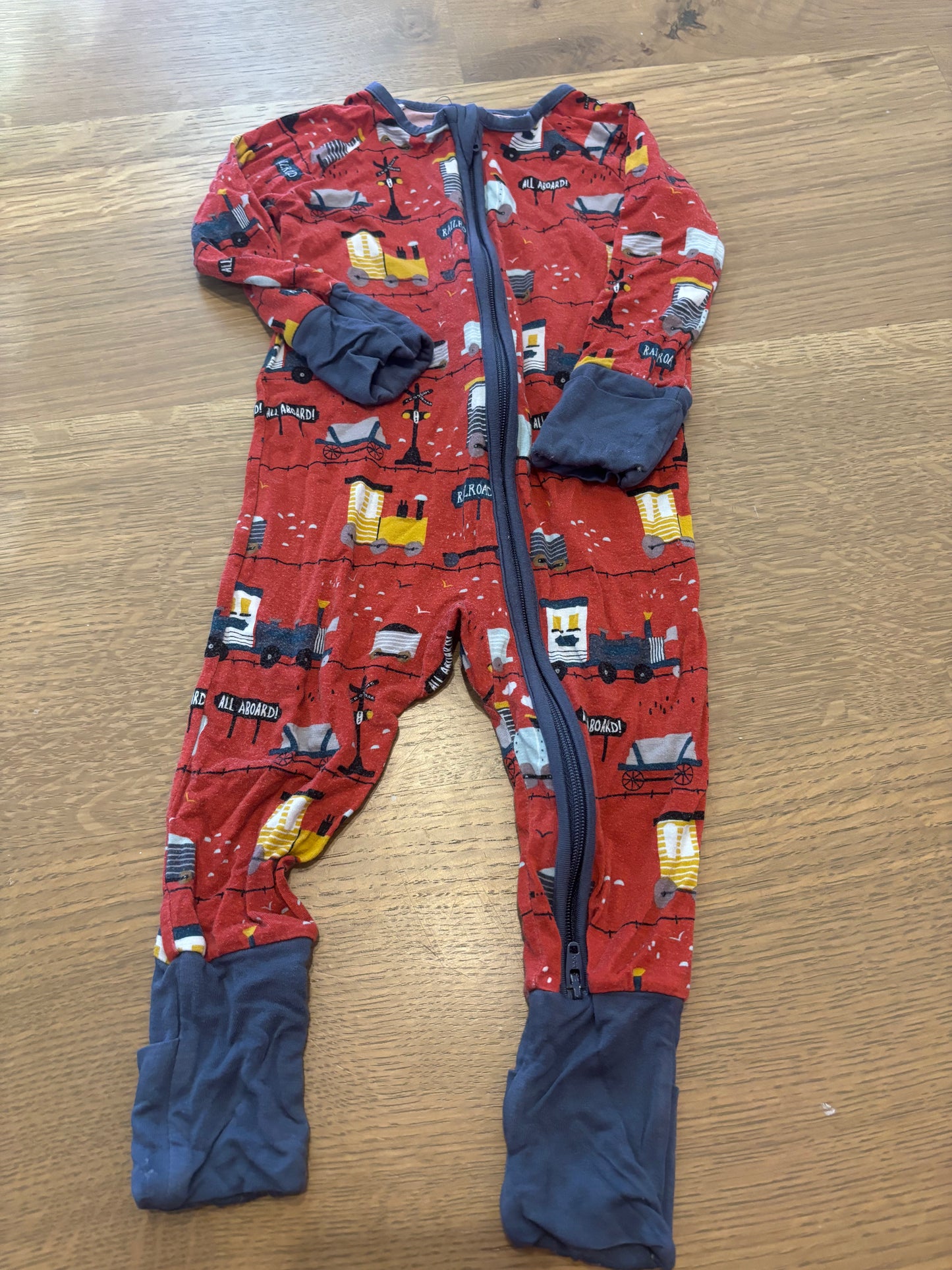 little sleepies 3-6m