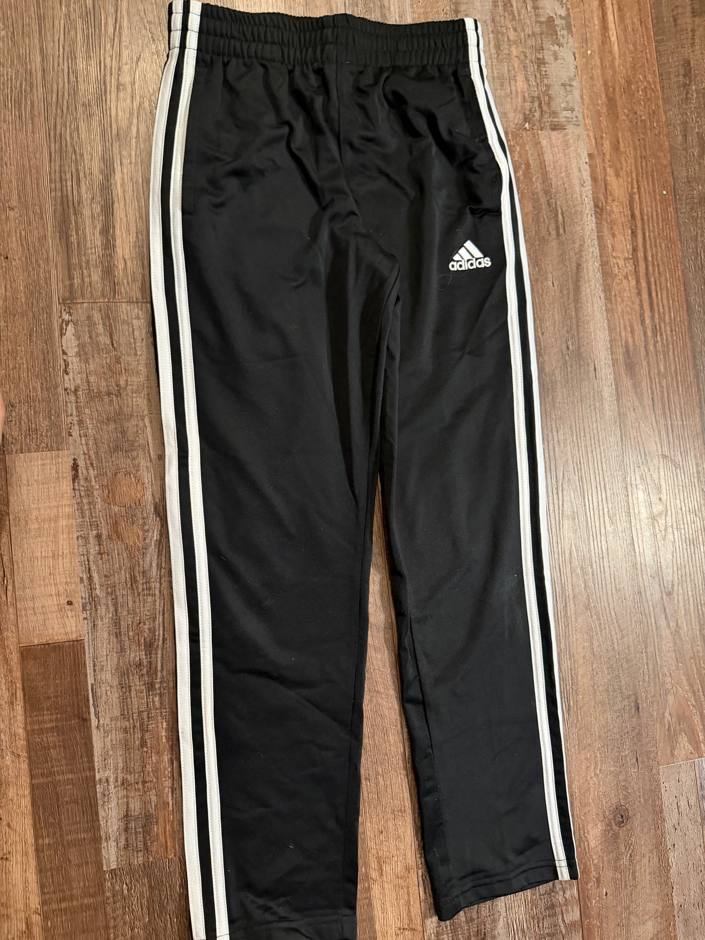adidas 10/12