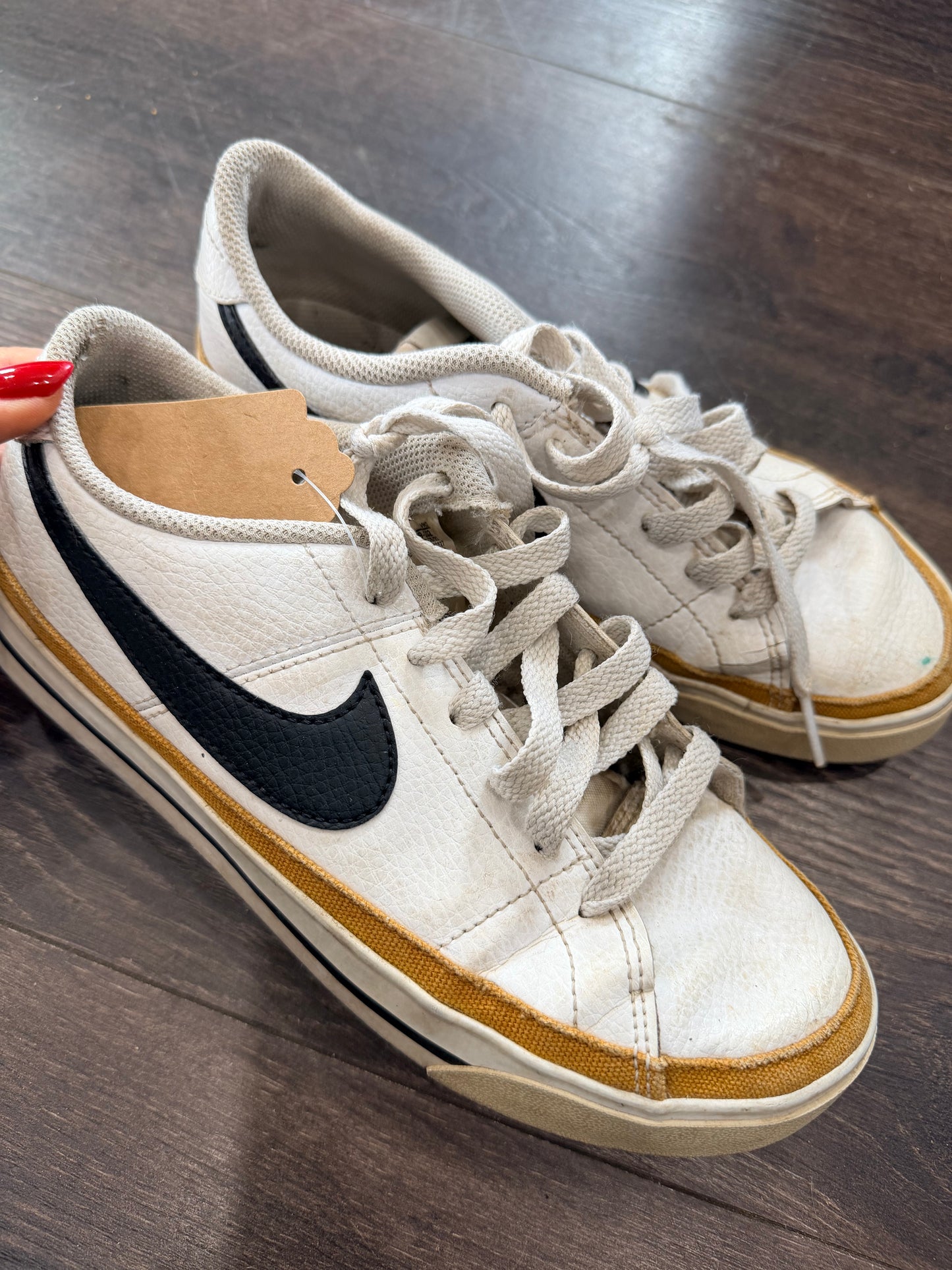 Nike women’s 6.5