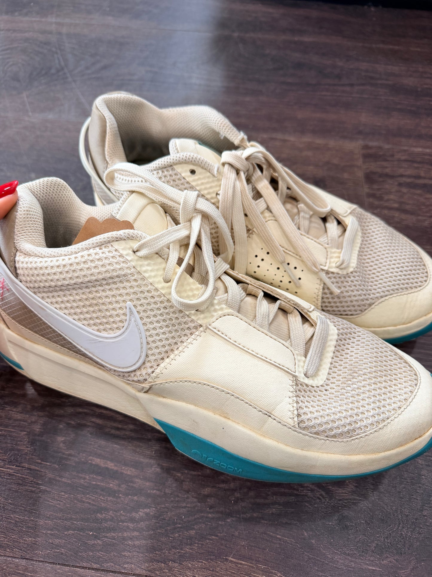 Nike men’s size 9