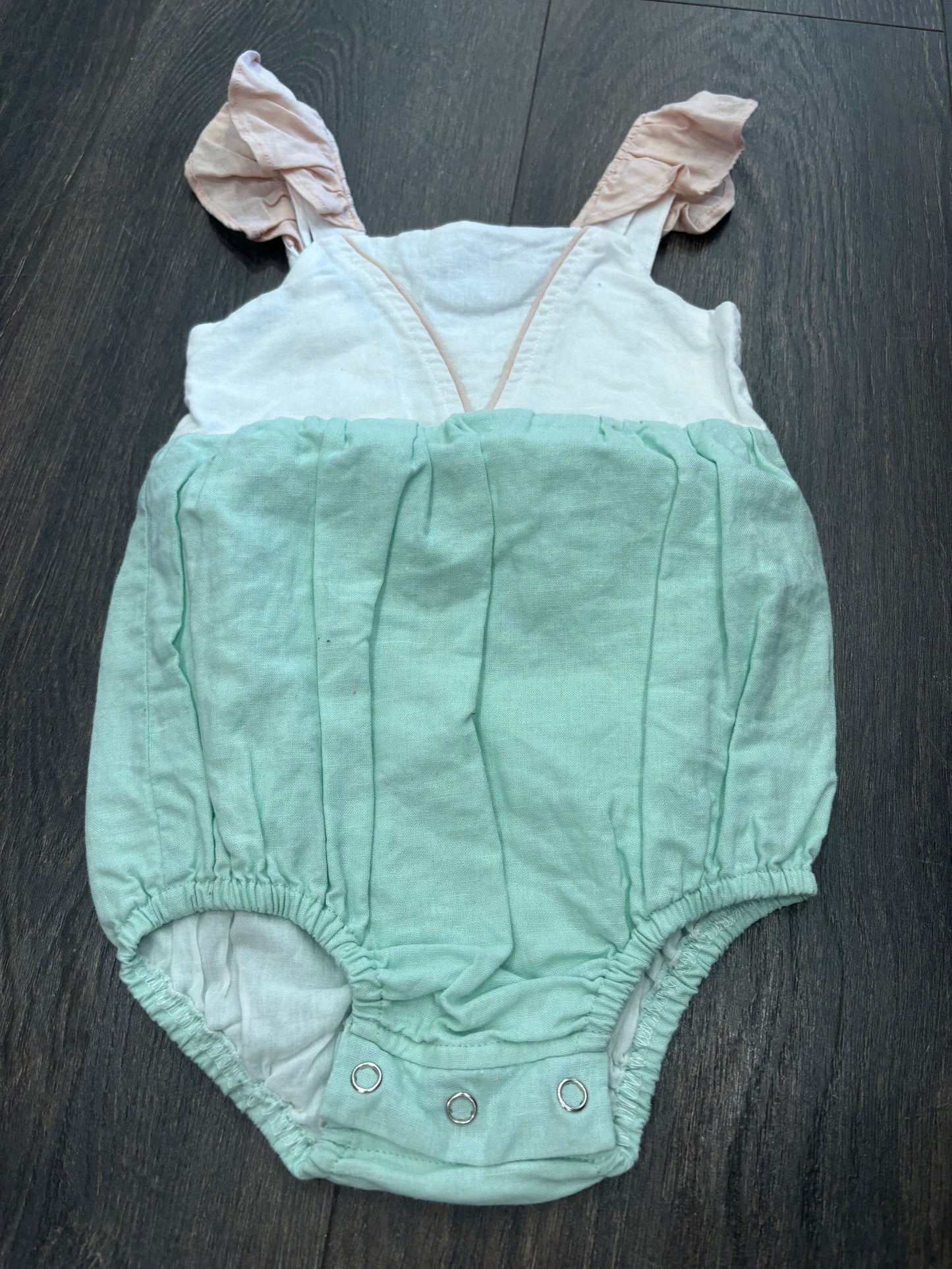 Evies closet 12m