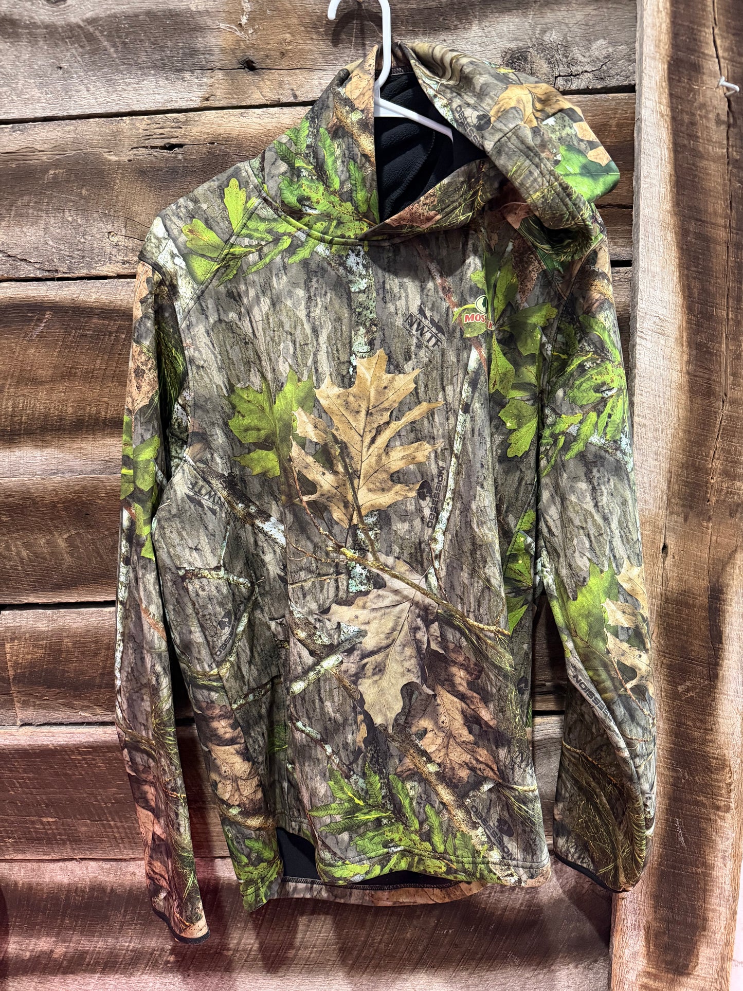mossy oak - large
