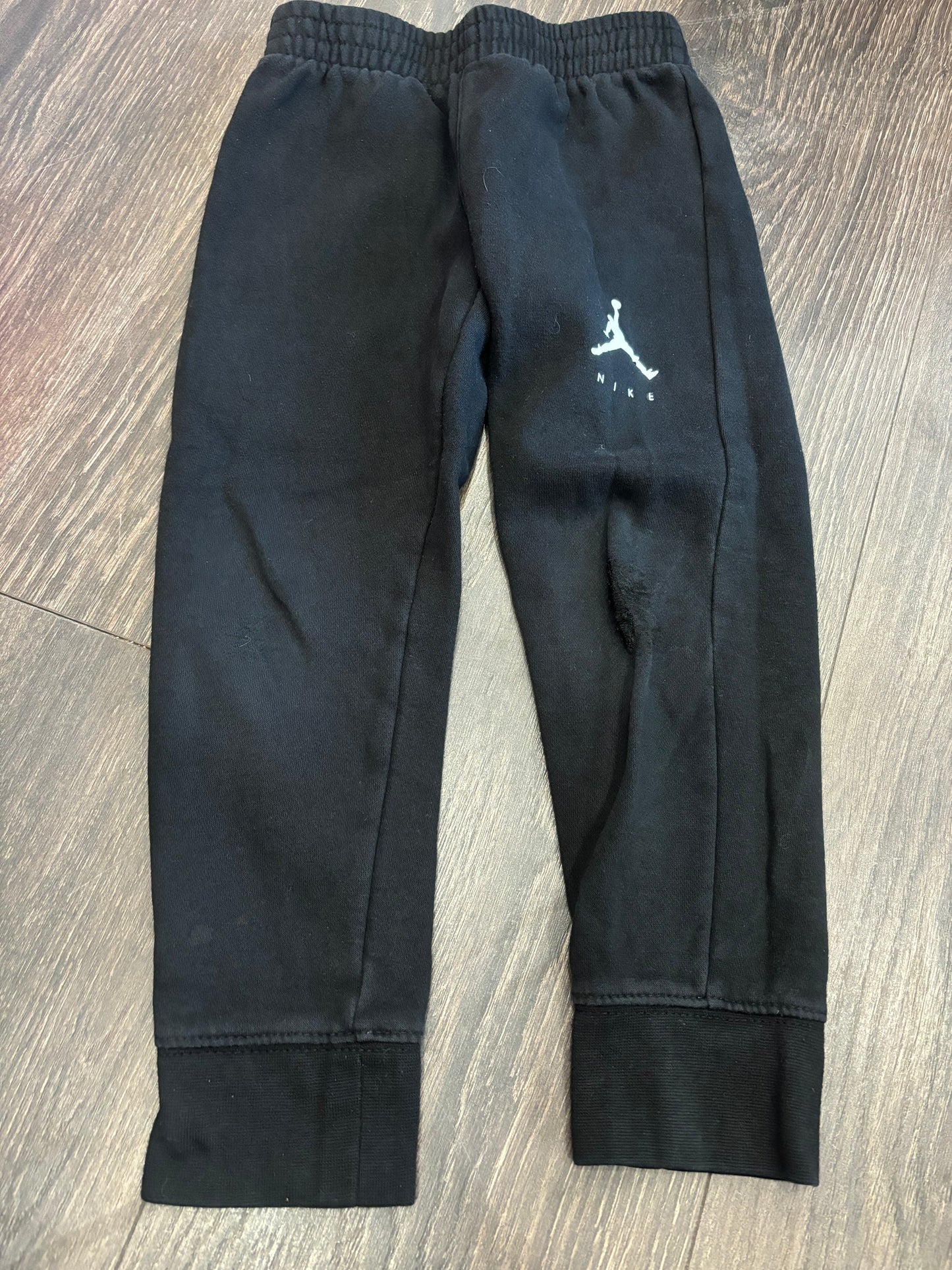 Jordan small 4/5