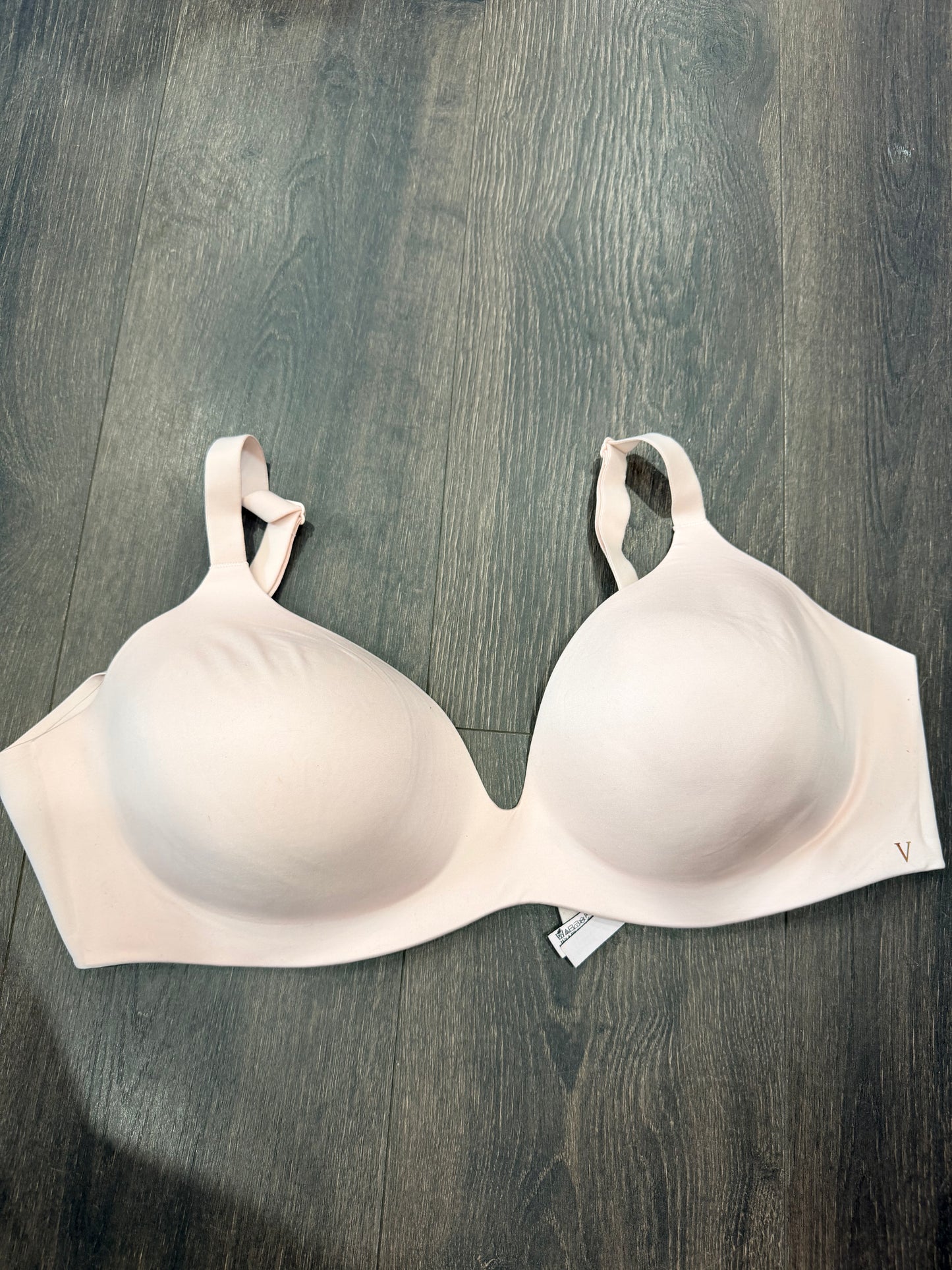 Victoria’s Secret 38DD