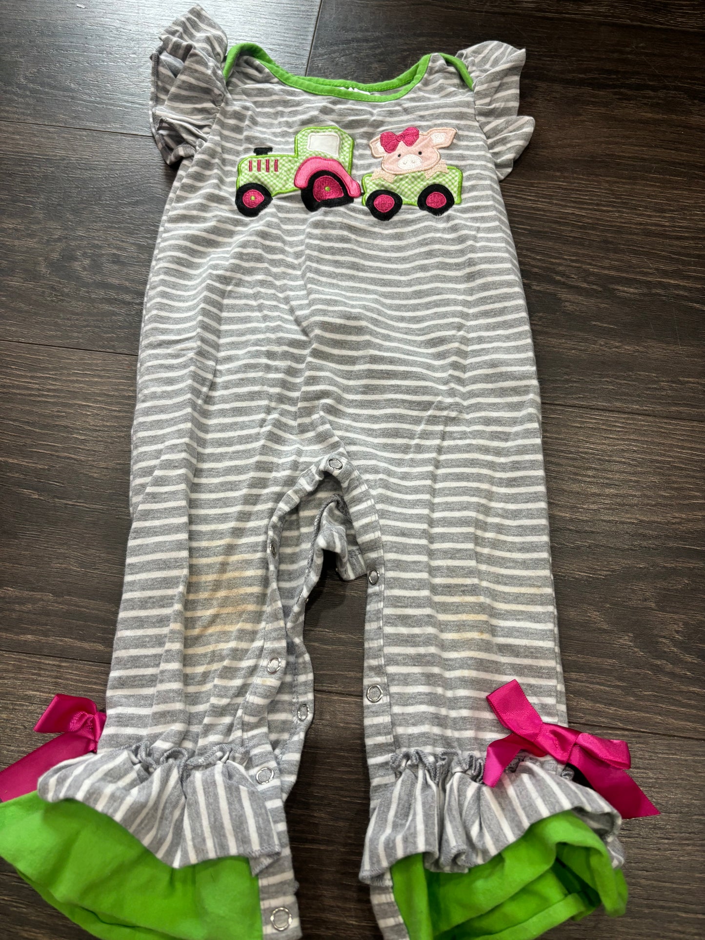 12/18m staining on knees