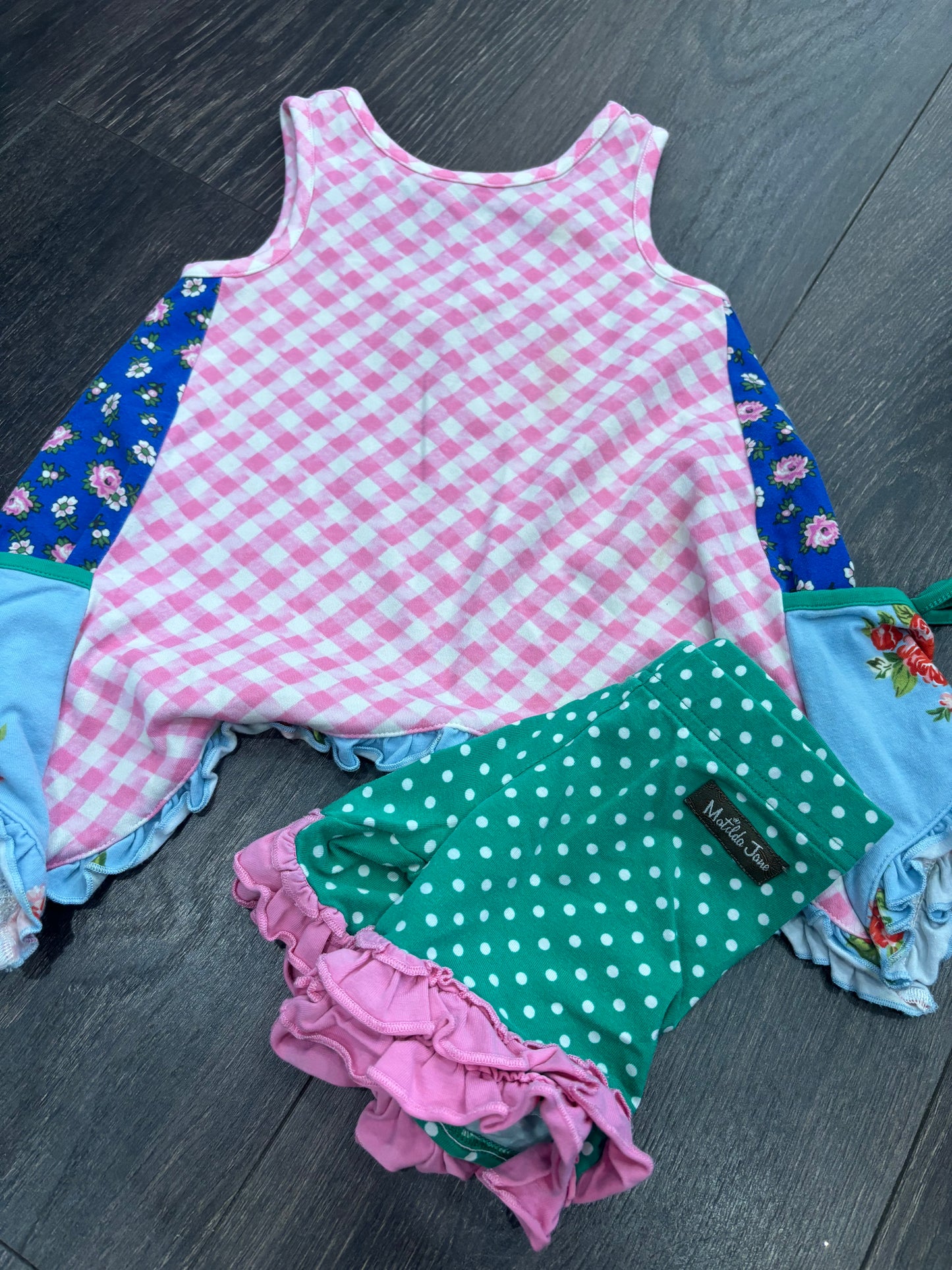 matilda jane 2 slight spot on top