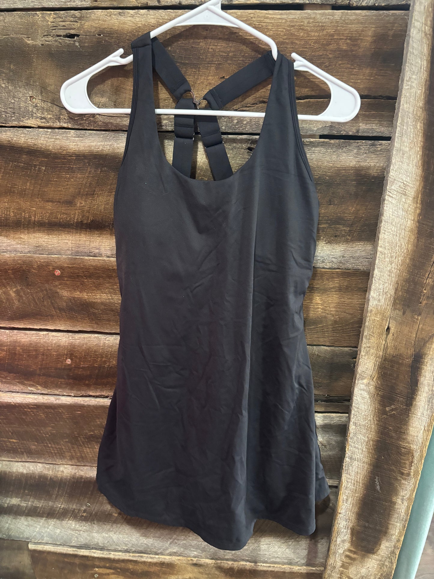 medium athletic dress