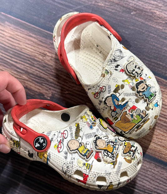 Crocs 10