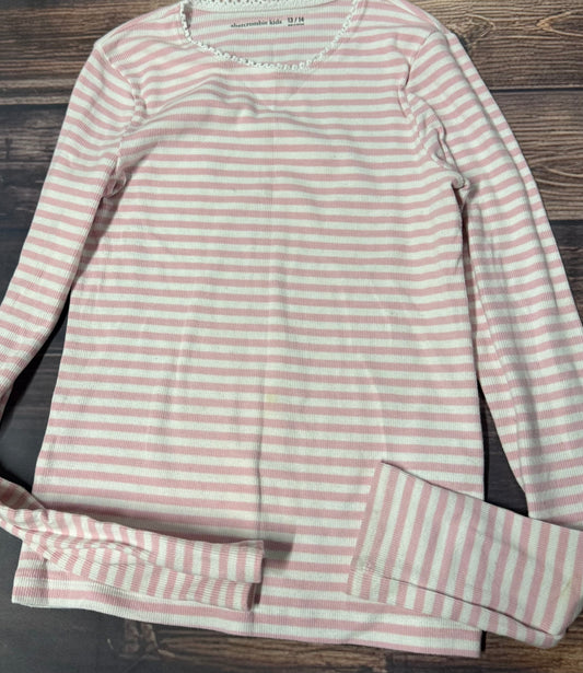 Abercrombie kids 13/14..has a small spot