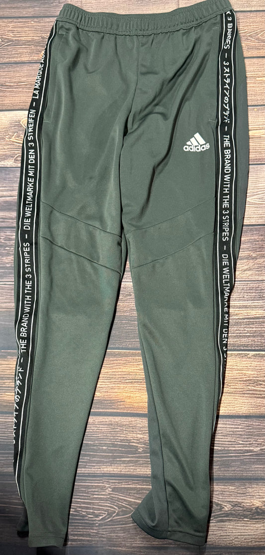 Adidas small