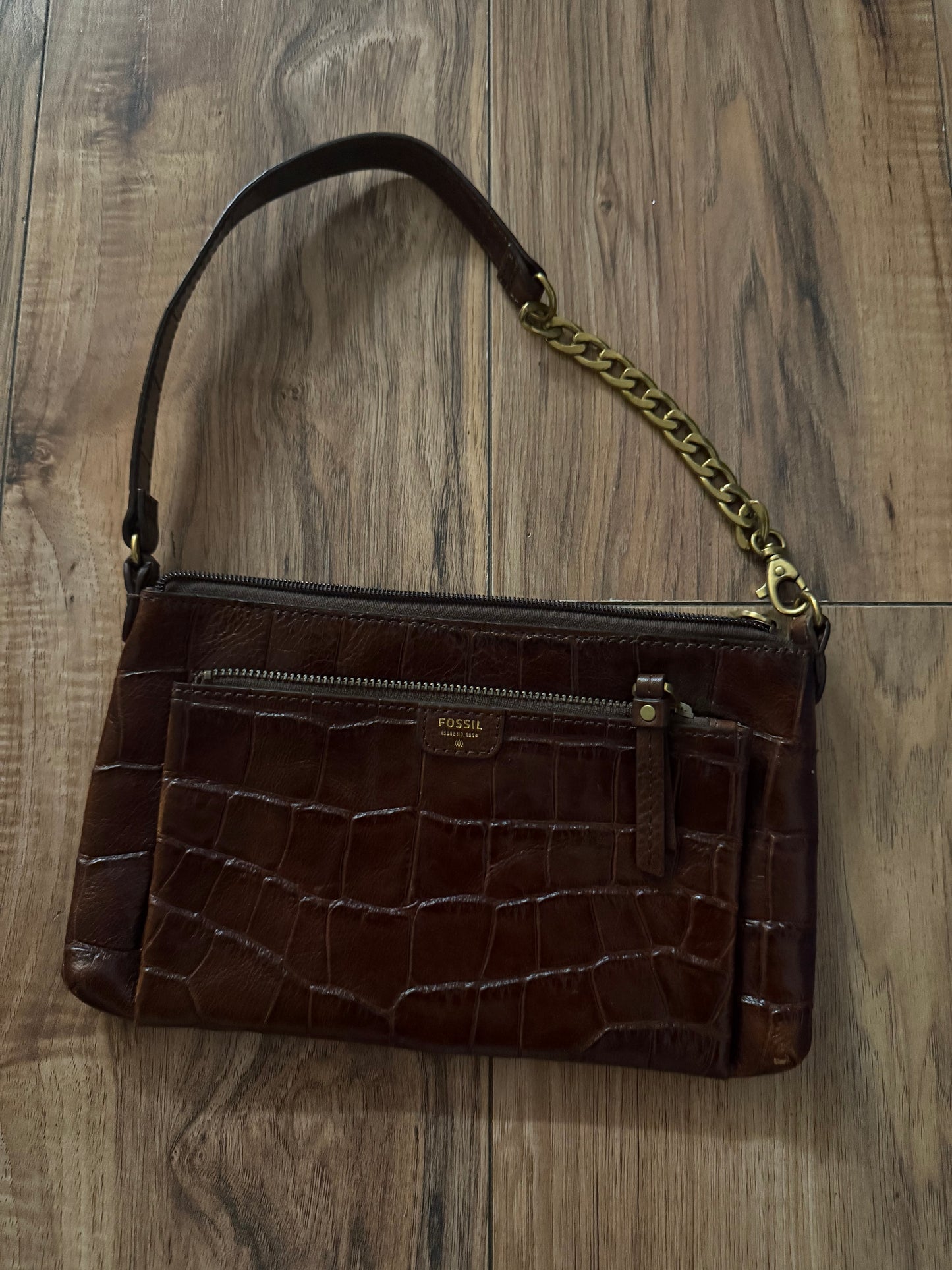 Fossil purse